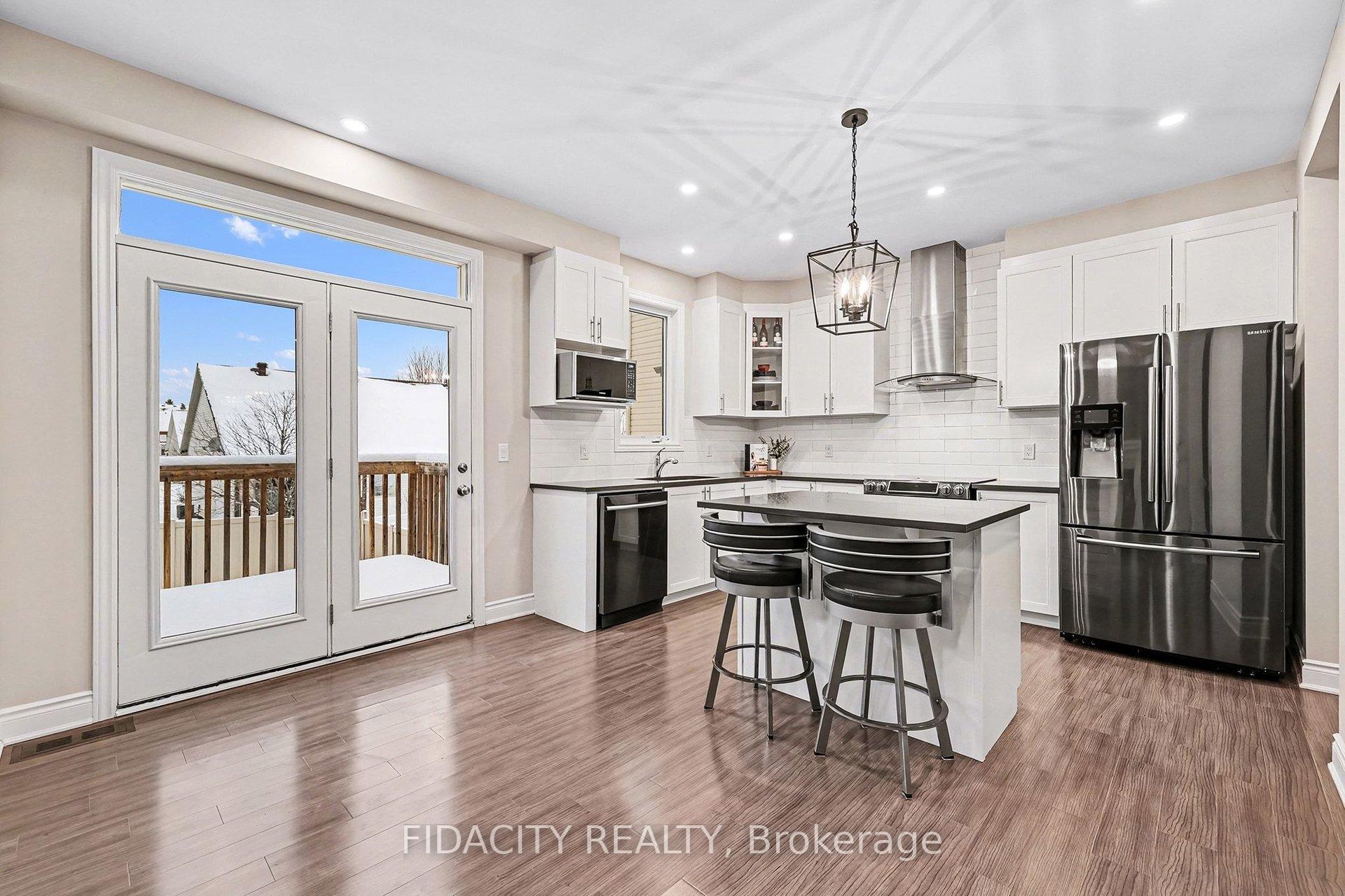 Photo 15 of 547 Parade Drive, Ottawa, Stittsville (South) — HOMEH
