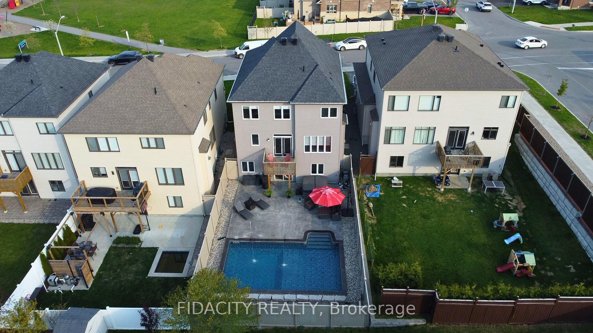 Photo 37 of 547 Parade Drive, Ottawa, Stittsville (South) — HOMEH