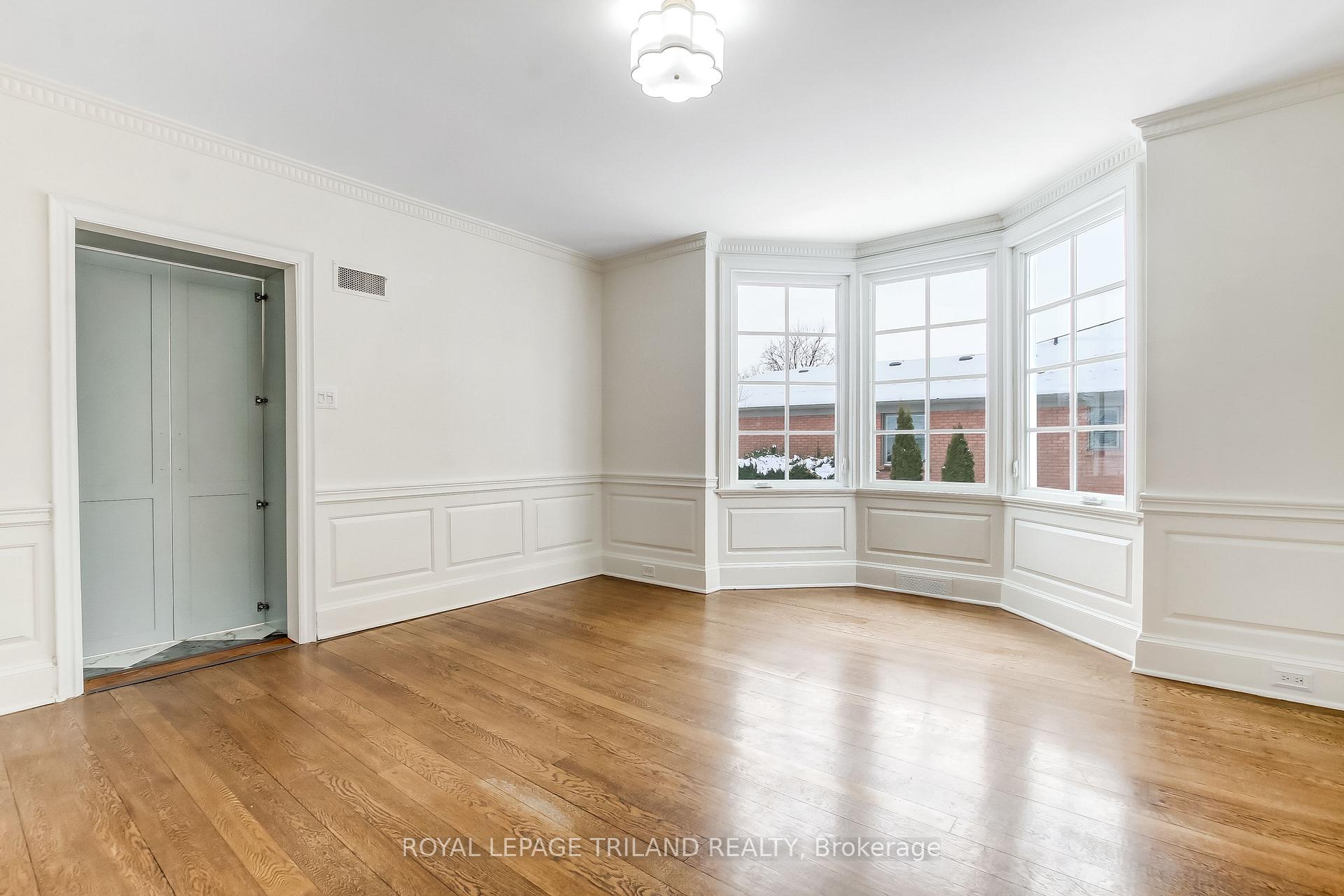 Photo 18 of 1965 Highland Heights, London, South P — HOMEH