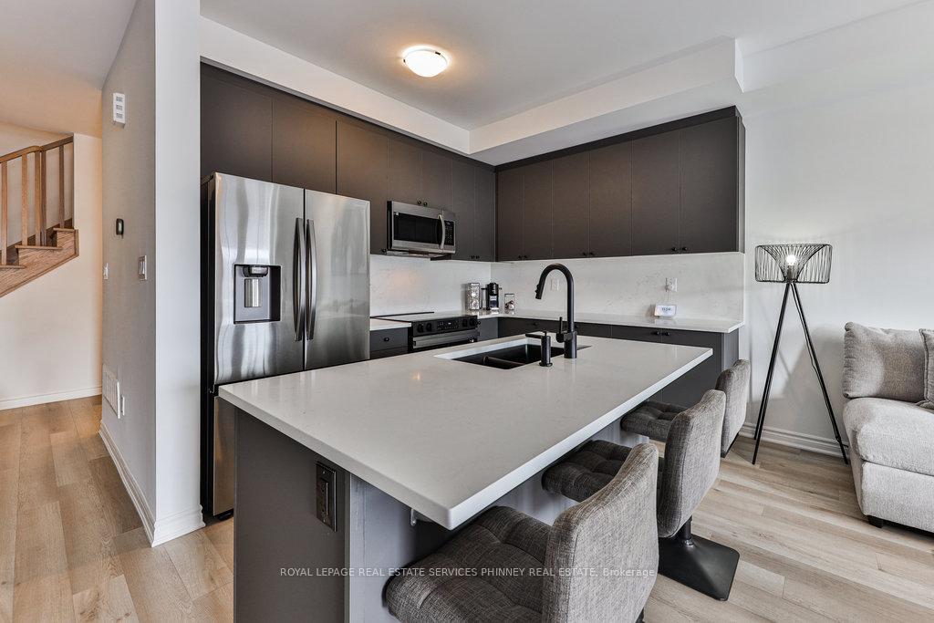 Photo 9 of 1841 Thames Circle, Milton, Bowes — HOMEH