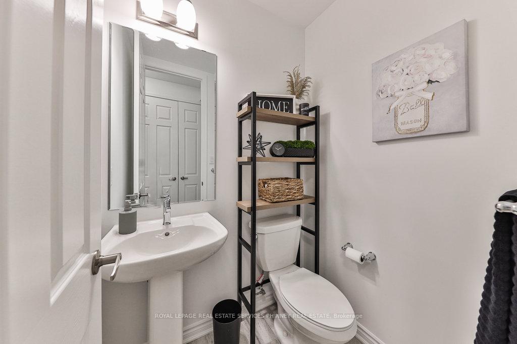 Photo 16 of 1841 Thames Circle, Milton, Bowes — HOMEH