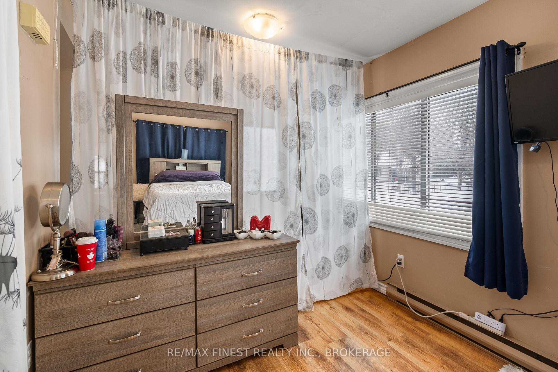 Photo 14 of 5593 Perth Road Crescent, Frontenac, Frontenac South — HOMEH