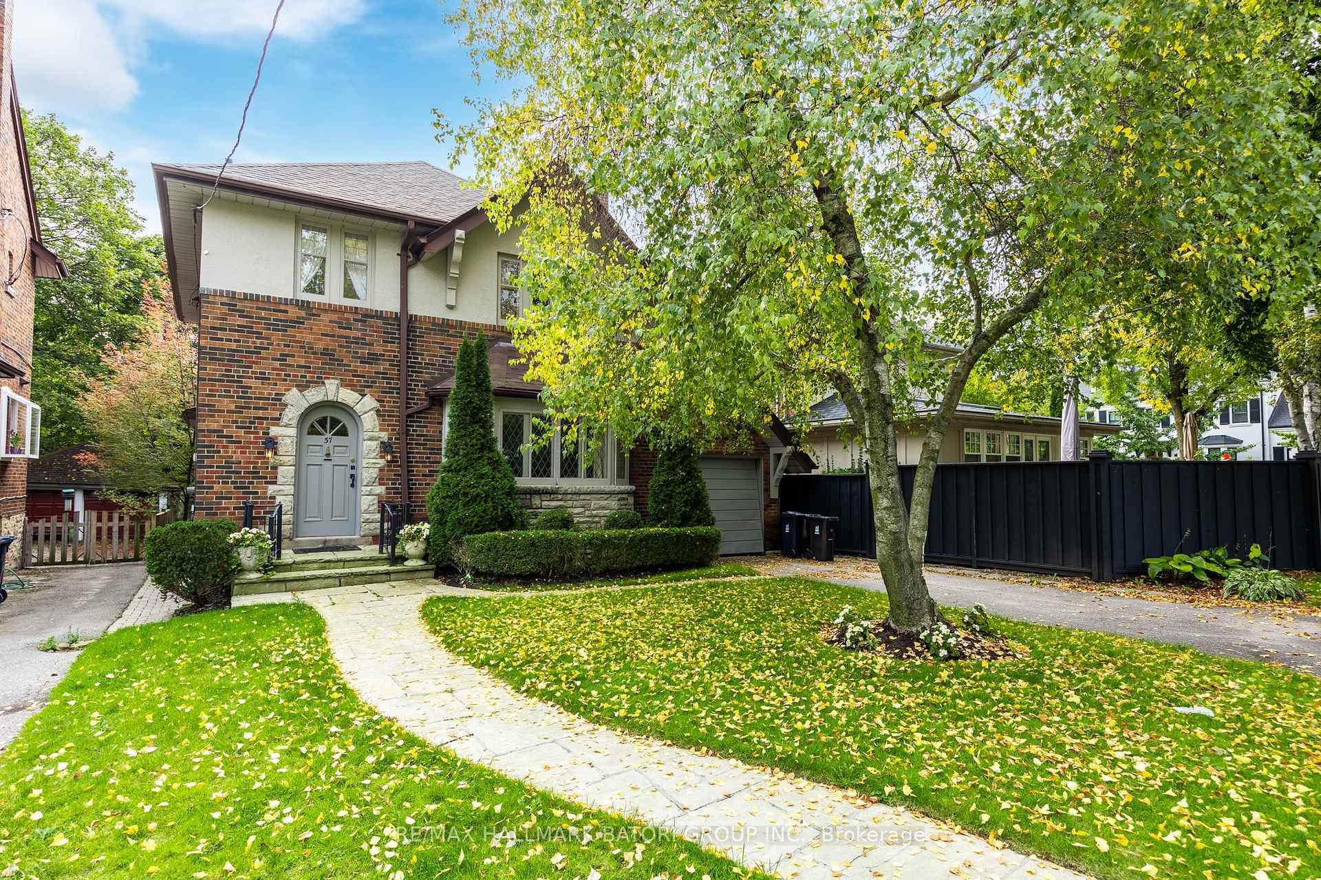 Photo 1 of 37 Elderwood Drive, Toronto, Forest Hill South — HOMEH