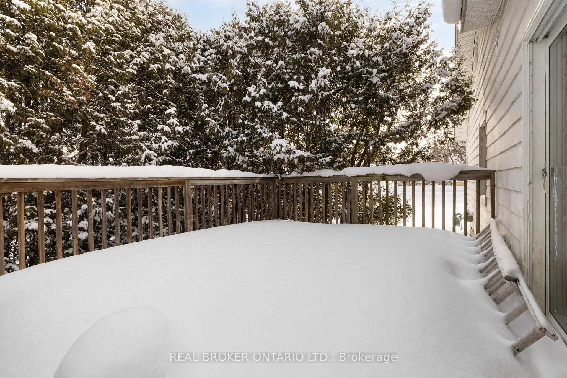 Photo 39 of 47 Pine Street, Smiths Falls — HOMEH