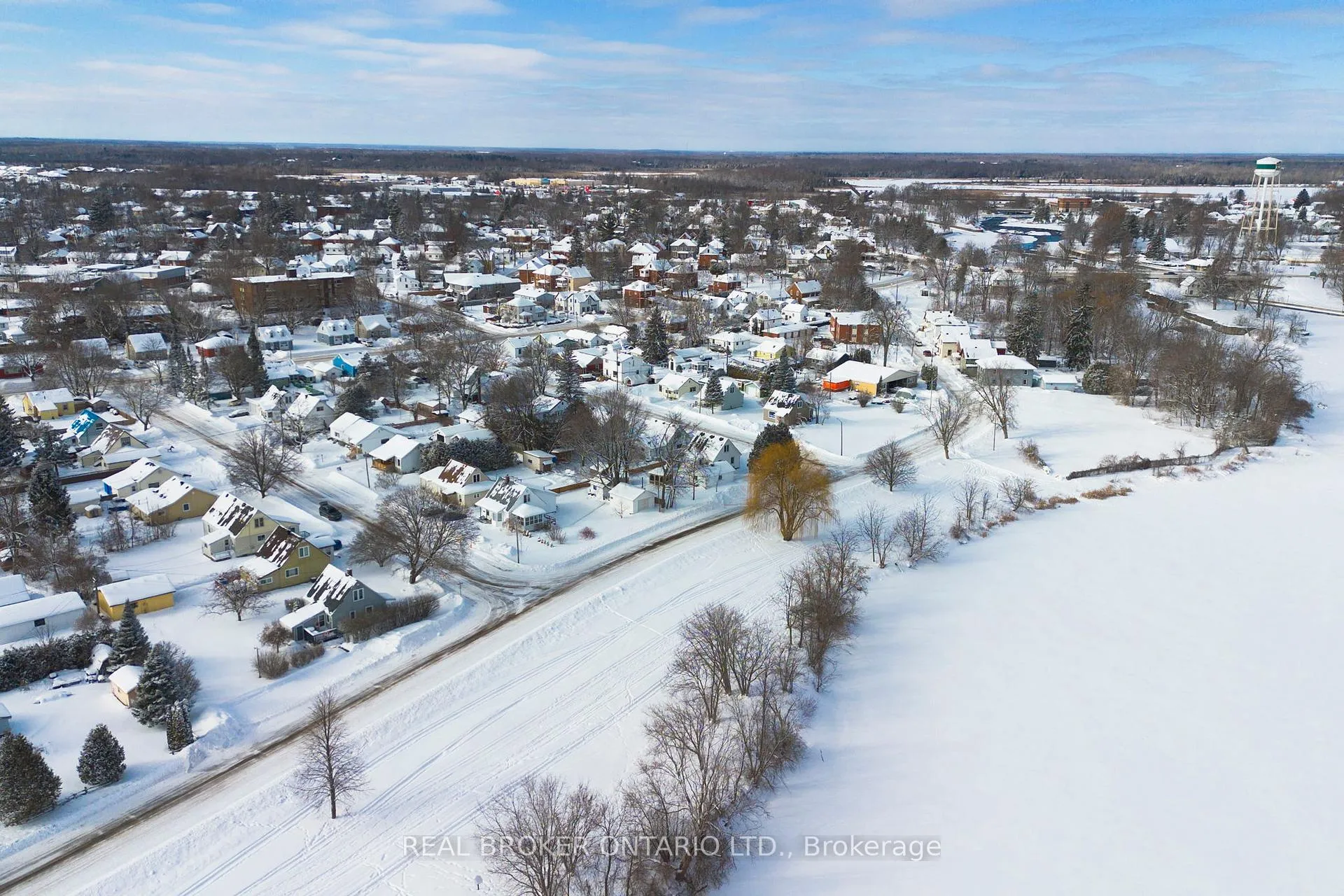 Photo 45 of 47 Pine Street, Smiths Falls — HOMEH