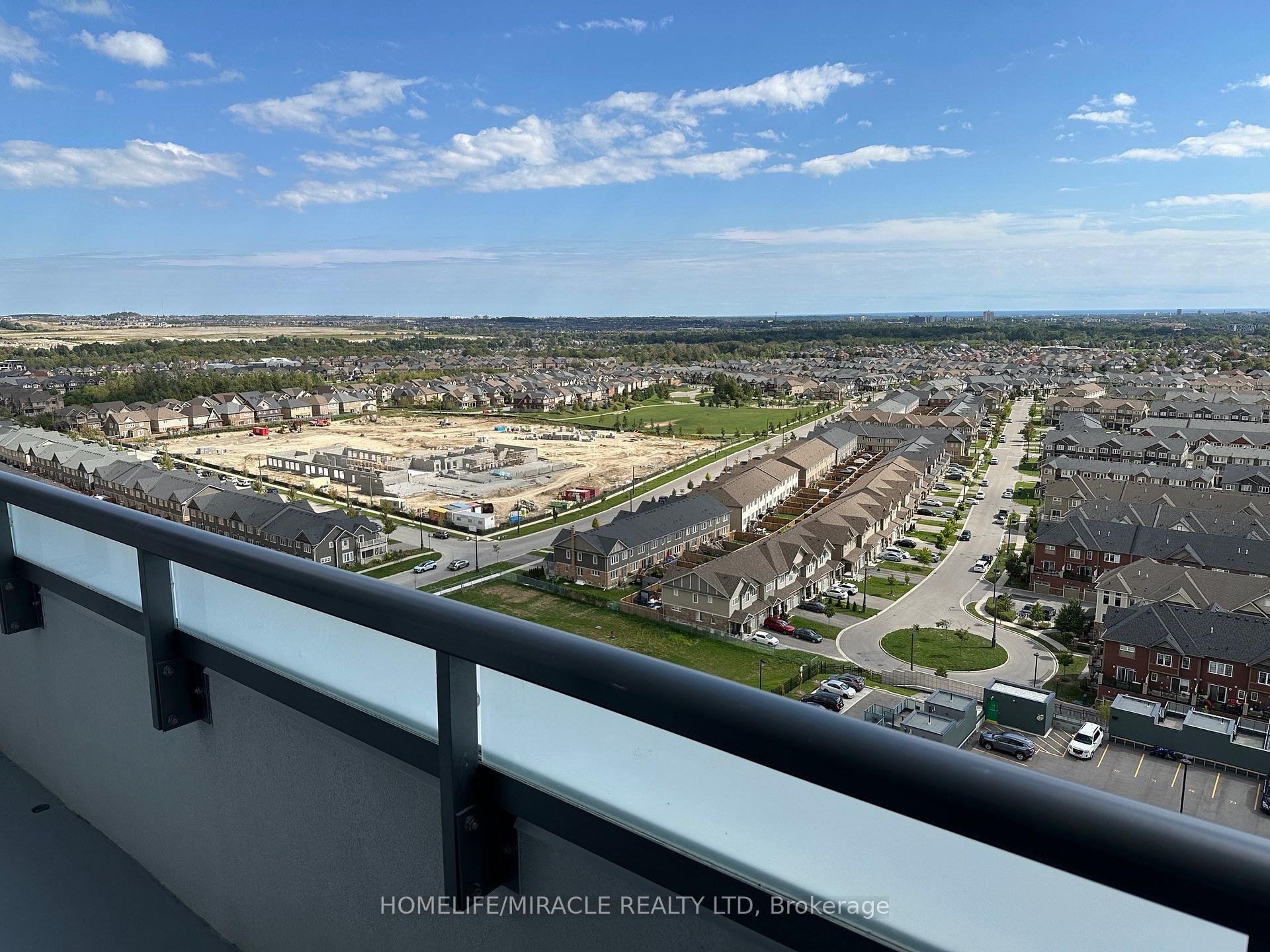 Photo 12 of Unit 1741, 2545 Simcoe Street, Oshawa, Windfields — HOMEH