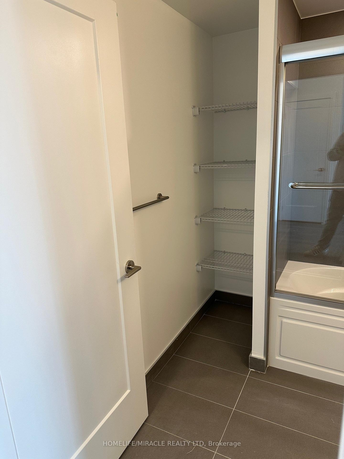 Photo 19 of Unit 1741, 2545 Simcoe Street, Oshawa, Windfields — HOMEH