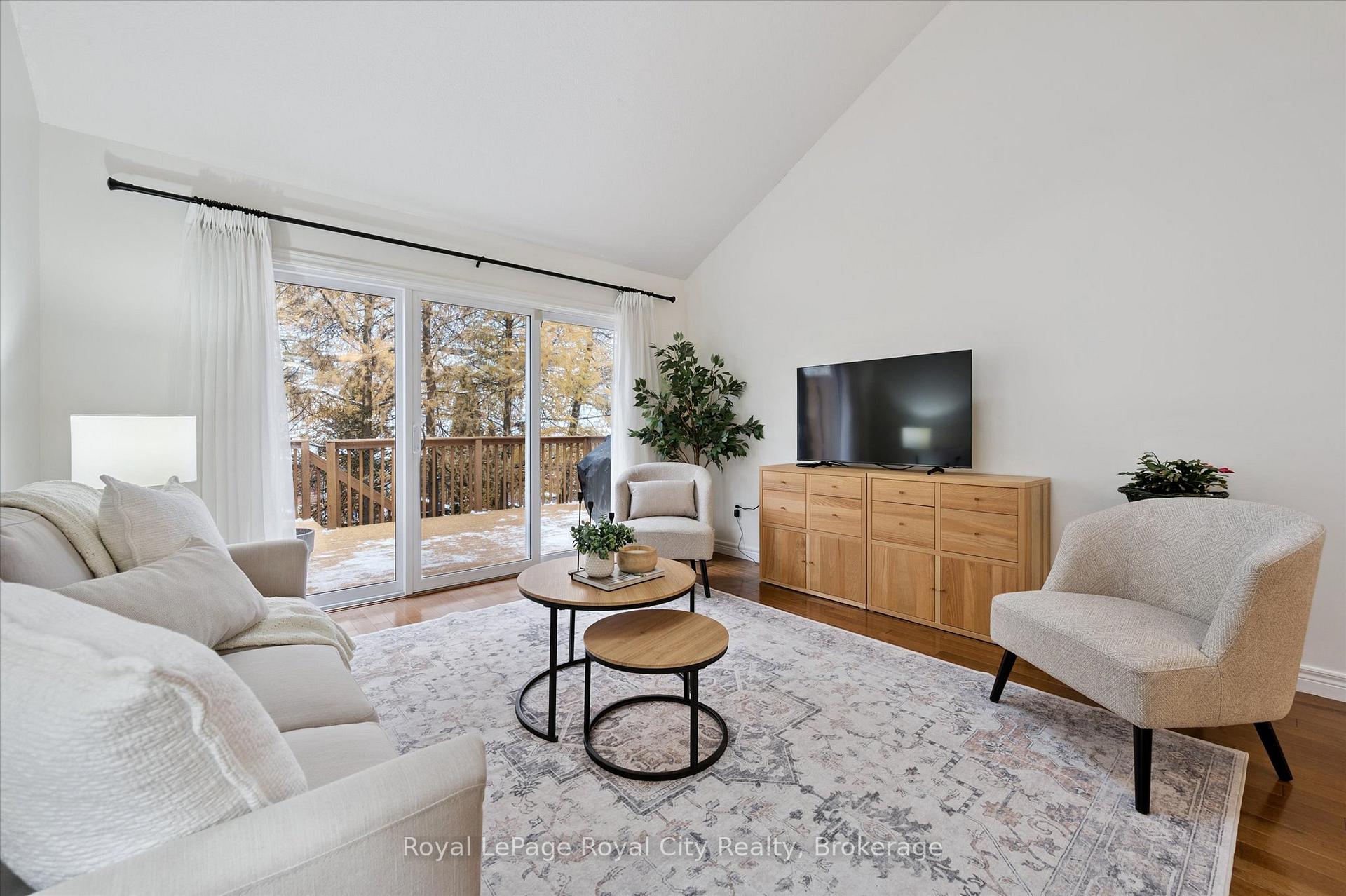 Photo 13 of 92 Schroder Crescent, Guelph, Grange Road — HOMEH