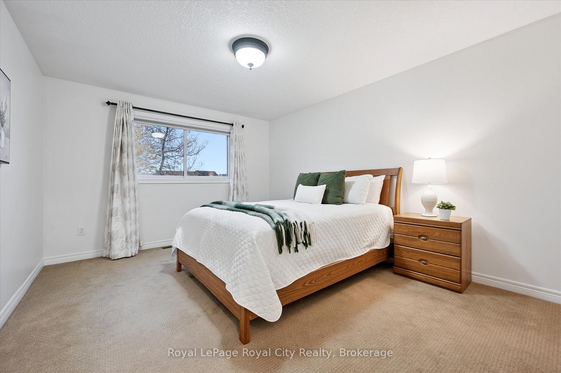 Photo 30 of 92 Schroder Crescent, Guelph, Grange Road — HOMEH