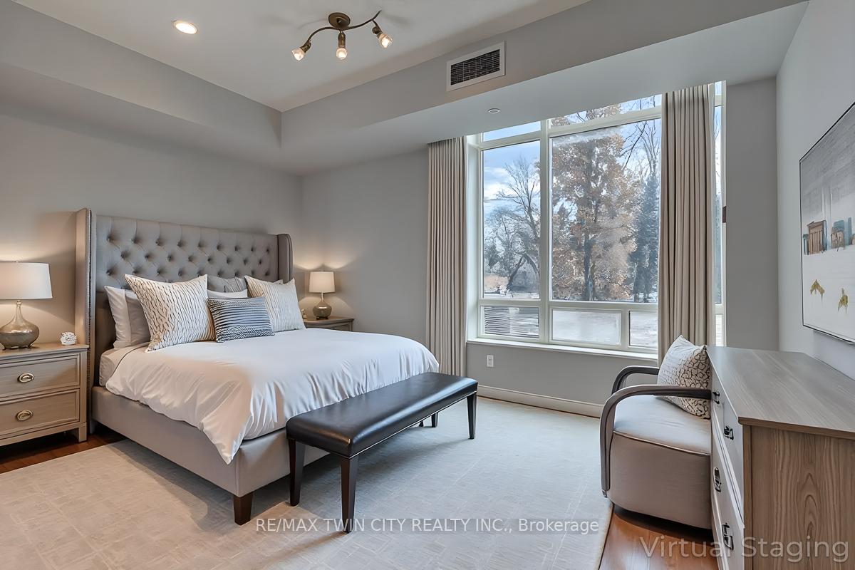 Photo 11 of 125 Wilson Street W, Hamilton, Beasley — HOMEH