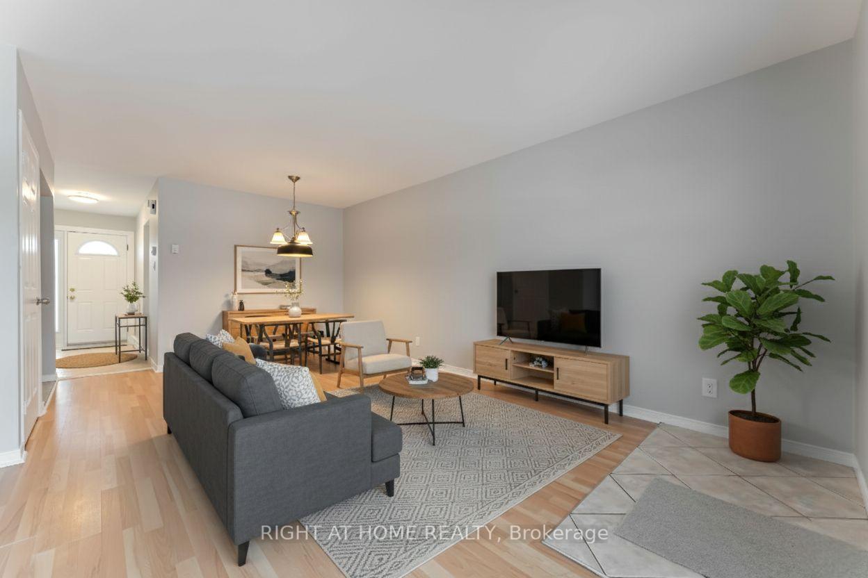 Photo 6 of 25B Bertona Street, Ottawa, Craig Henry/Woodvale — HOMEH
