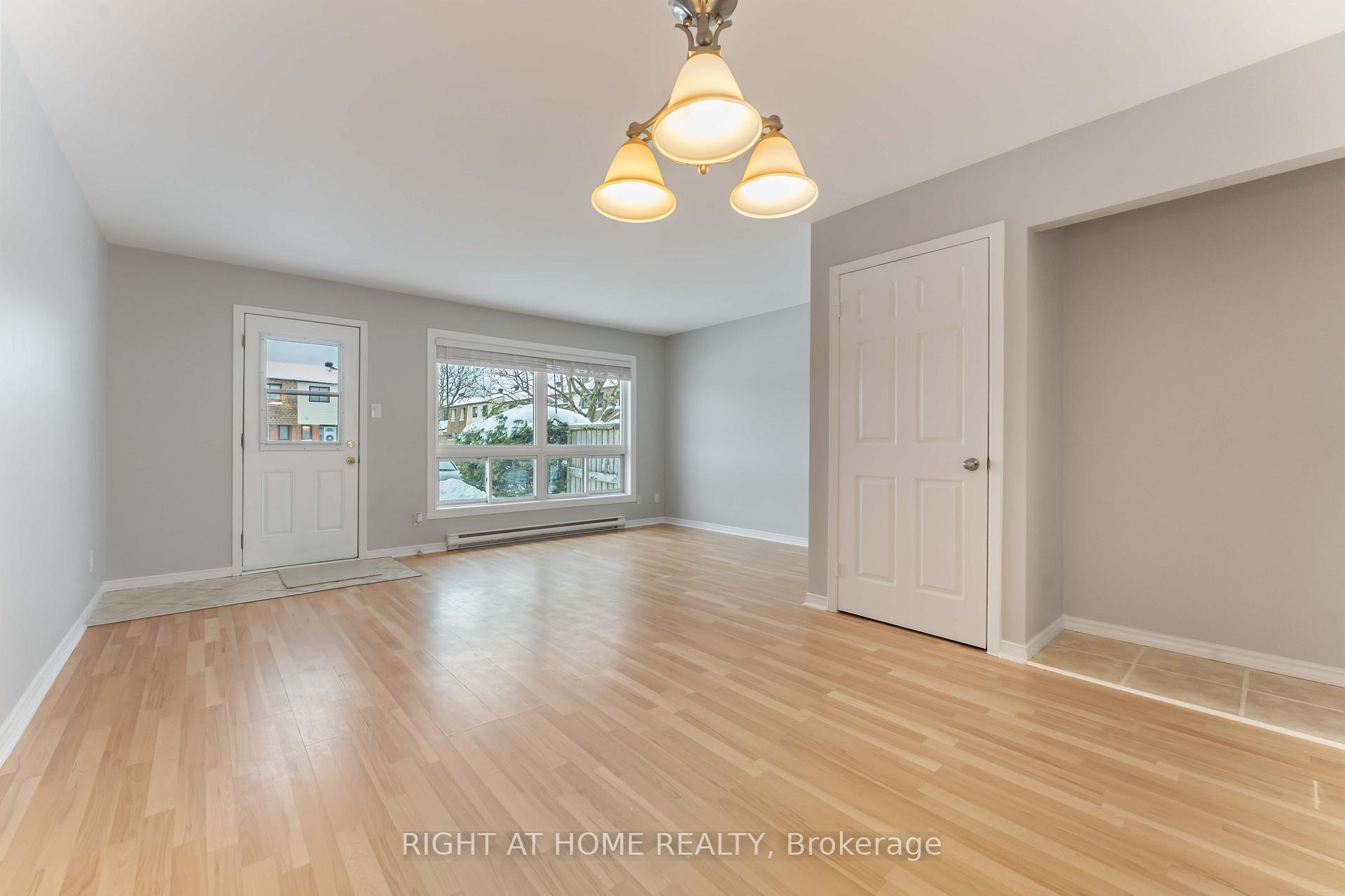 Photo 8 of 25B Bertona Street, Ottawa, Craig Henry/Woodvale — HOMEH