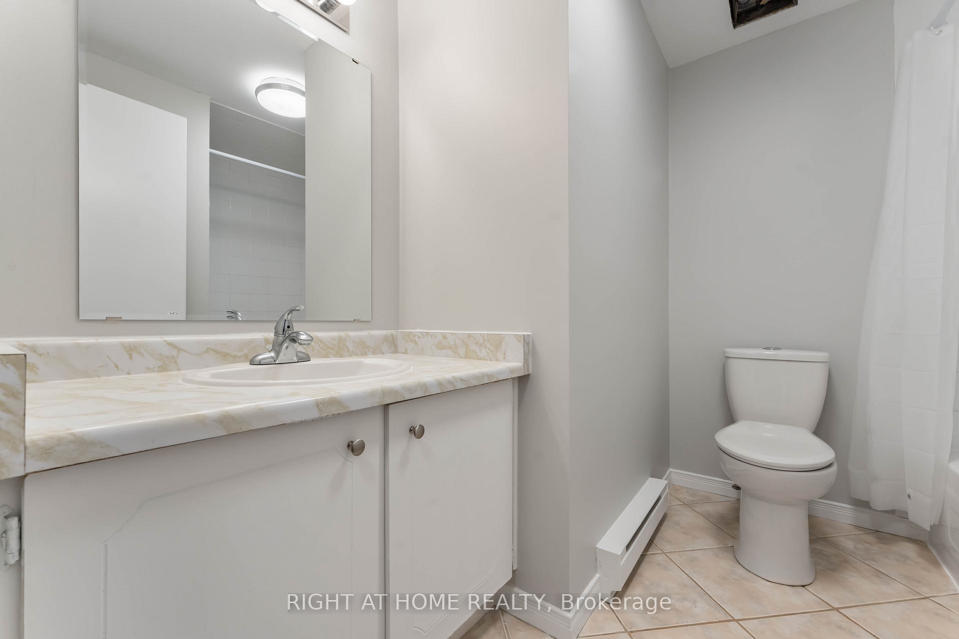 Photo 21 of 25B Bertona Street, Ottawa, Craig Henry/Woodvale — HOMEH