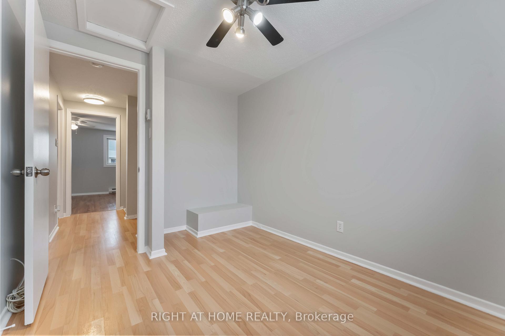 Photo 28 of 25B Bertona Street, Ottawa, Craig Henry/Woodvale — HOMEH