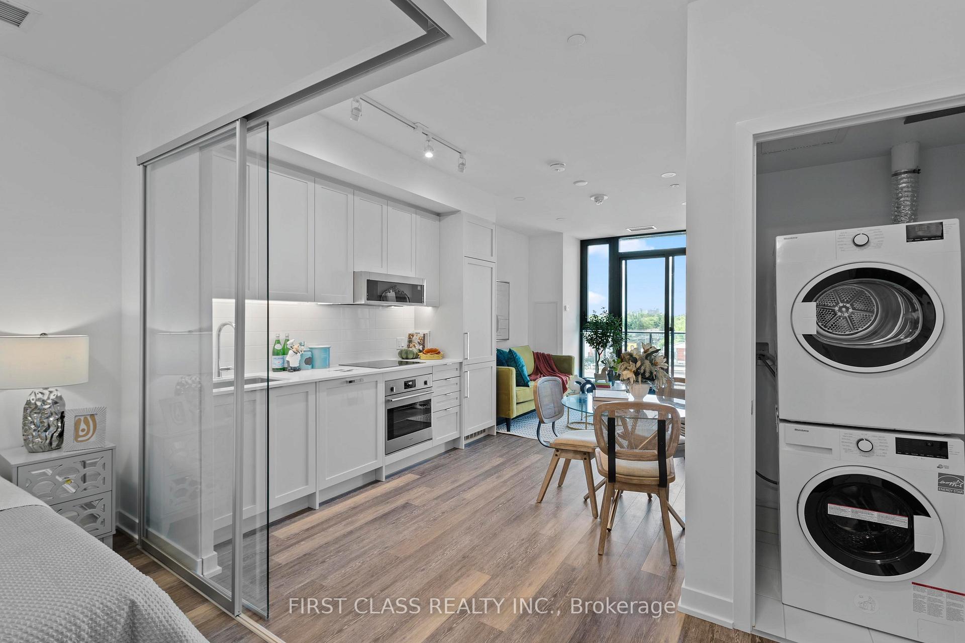 Photo 5 of Unit 721, 250 Lawrence Avenue W, Toronto, Lawrence Park North — HOMEH