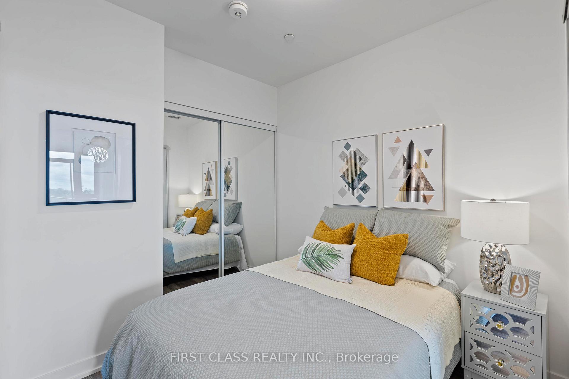 Photo 8 of Unit 721, 250 Lawrence Avenue W, Toronto, Lawrence Park North — HOMEH