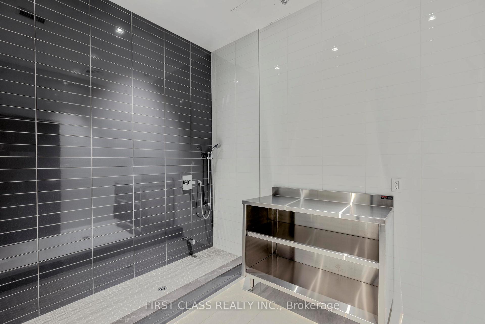 Photo 12 of Unit 721, 250 Lawrence Avenue W, Toronto, Lawrence Park North — HOMEH