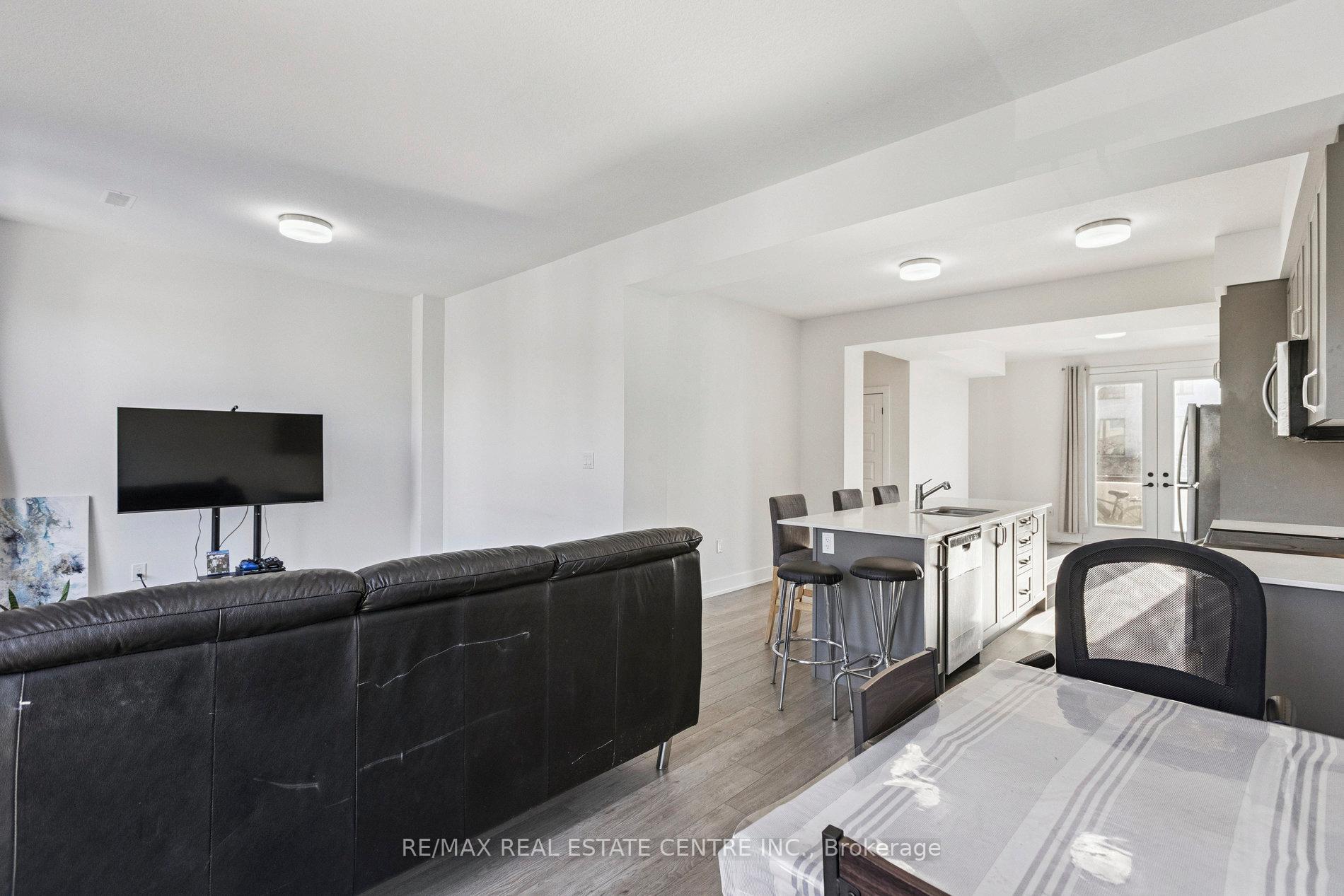 Photo 18 of Unit 62, 99 Roger Street, Waterloo — HOMEH