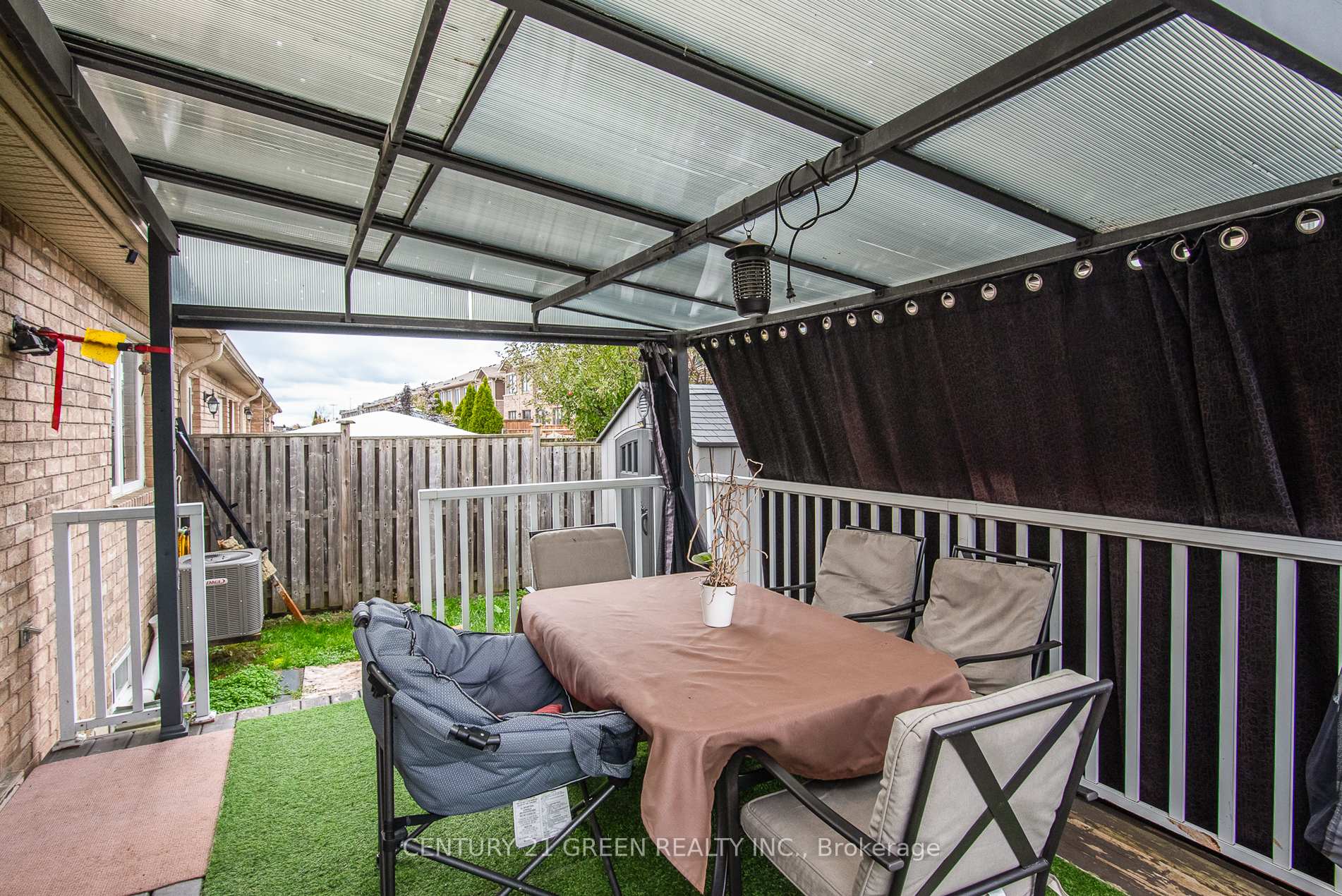 Photo 9 of 57 Hannon Crescent, Hamilton, Rural Glanbrook — HOMEH