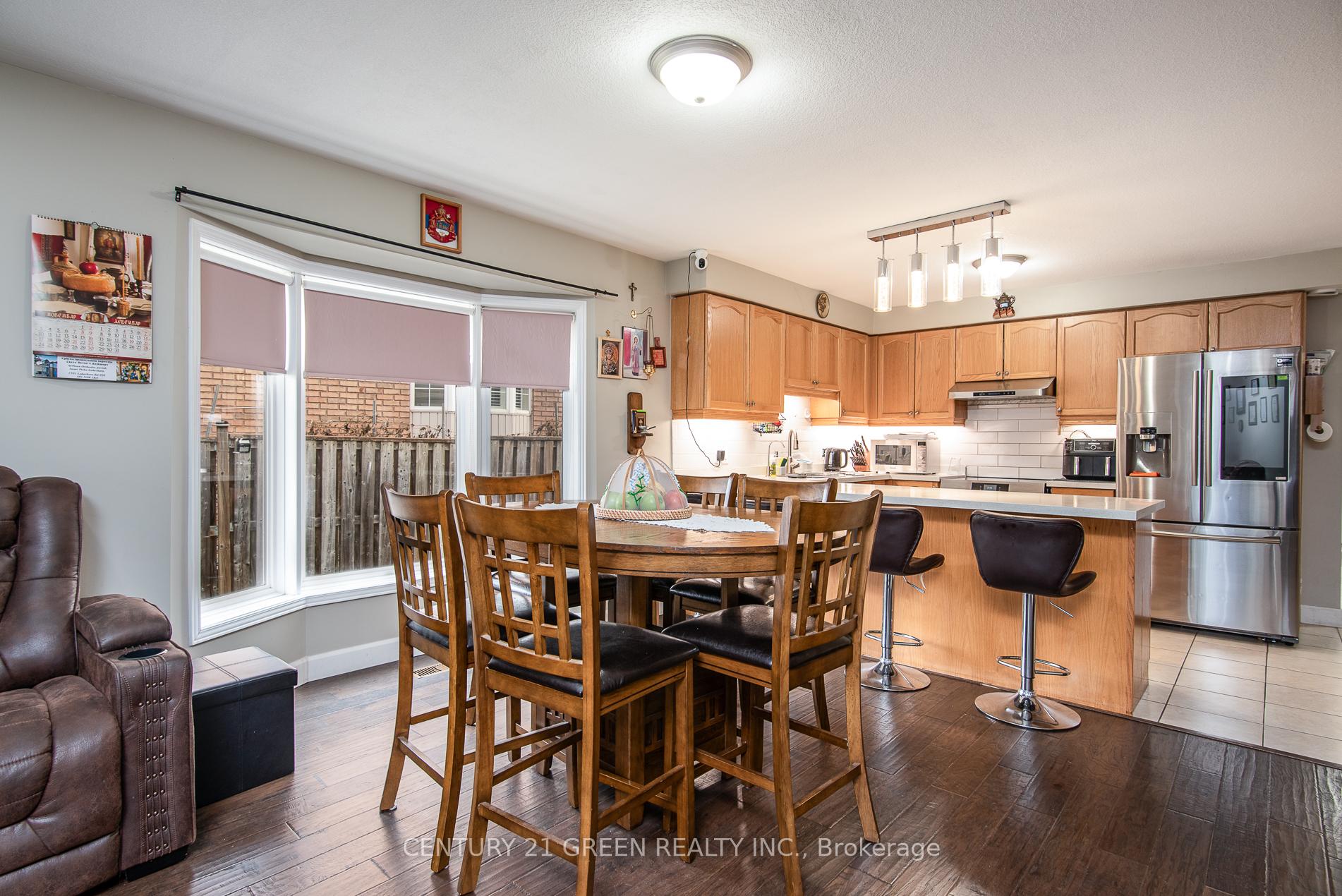 Photo 19 of 57 Hannon Crescent, Hamilton, Rural Glanbrook — HOMEH