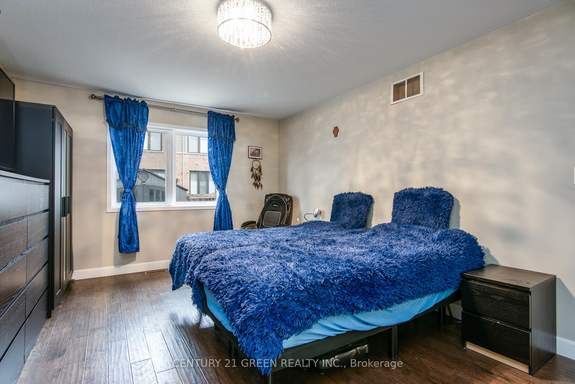 Photo 26 of 57 Hannon Crescent, Hamilton, Rural Glanbrook — HOMEH