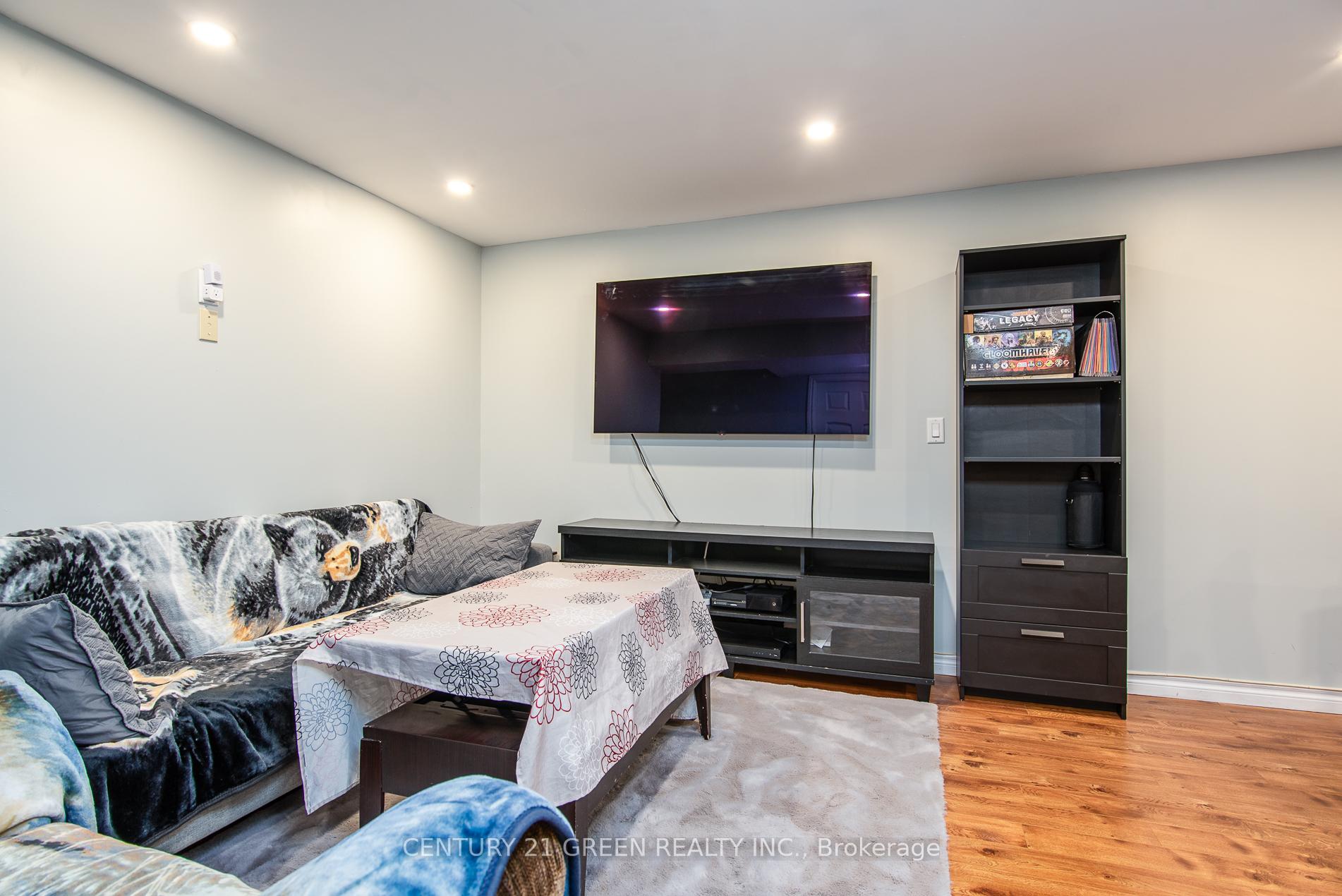 Photo 34 of 57 Hannon Crescent, Hamilton, Rural Glanbrook — HOMEH