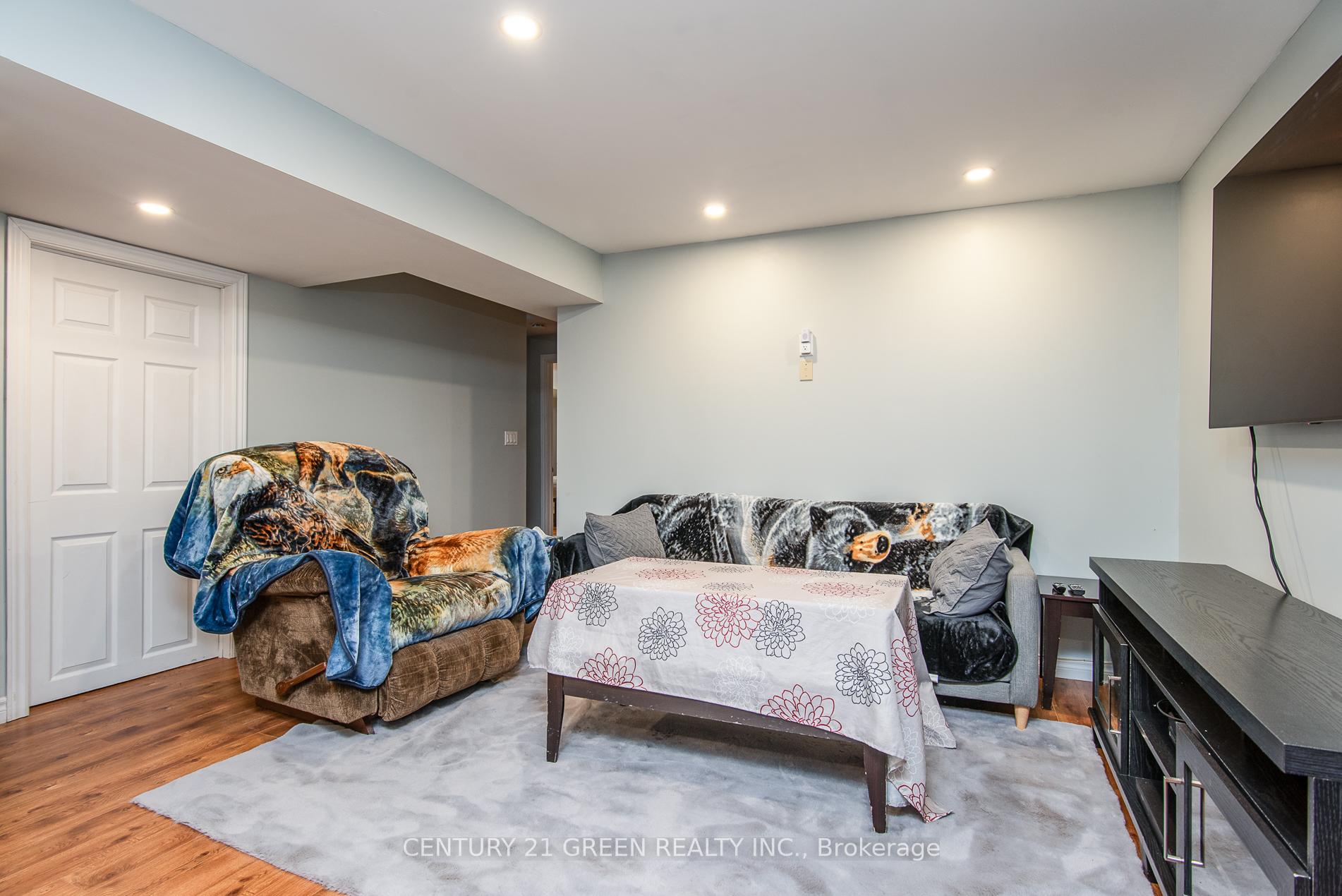 Photo 36 of 57 Hannon Crescent, Hamilton, Rural Glanbrook — HOMEH