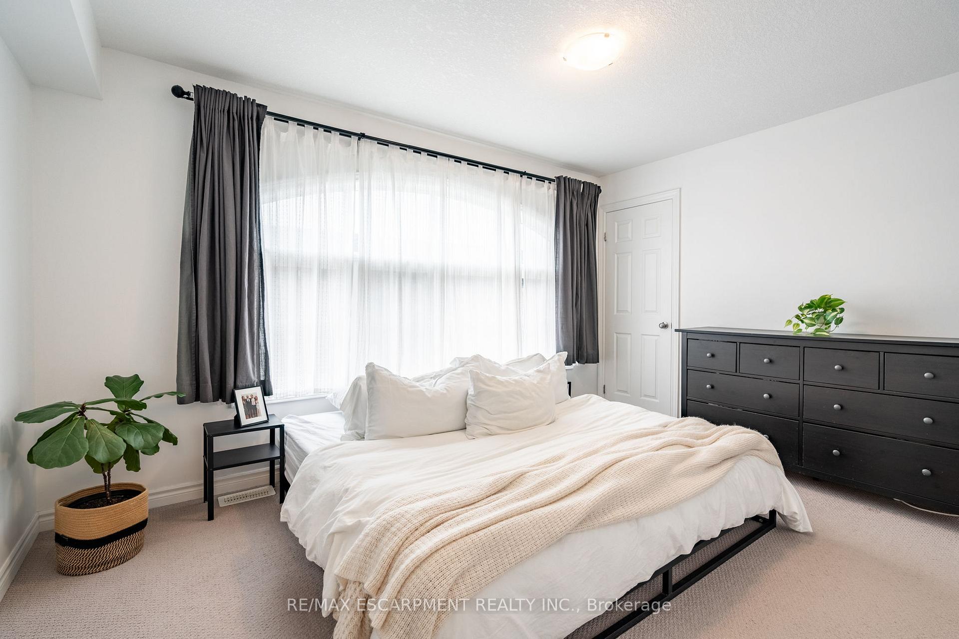 Photo 19 of Unit 45, 219 Dundas Street E, Hamilton, Waterdown — HOMEH