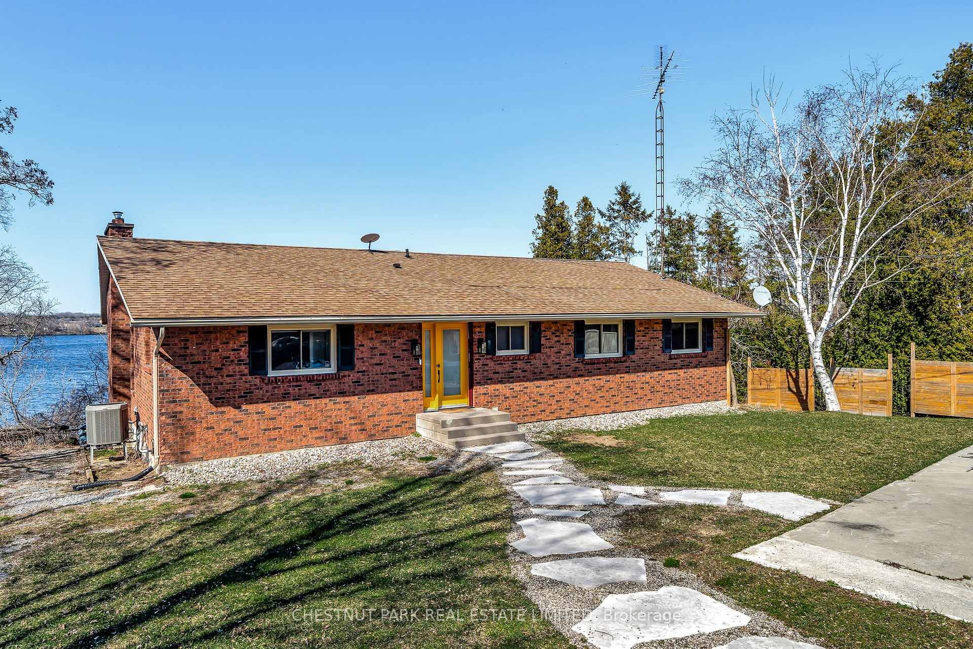 Photo 11 of 5404 County Road 1, Prince Edward County, Hillier Ward — HOMEH