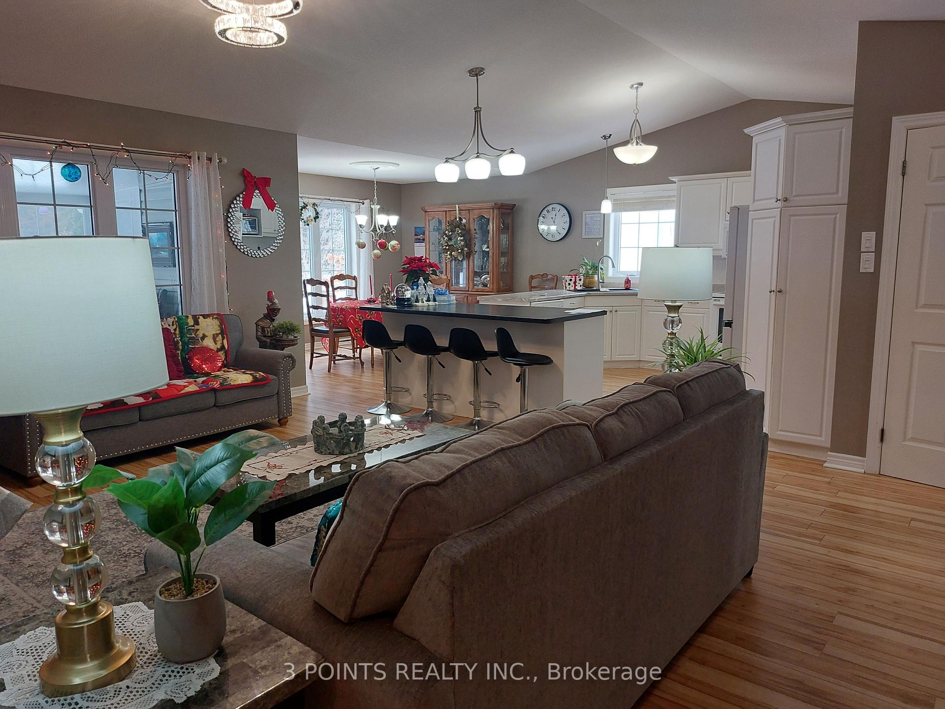 Photo 6 of 371 Shannon Boulevard, South Huron, Stephen — HOMEH