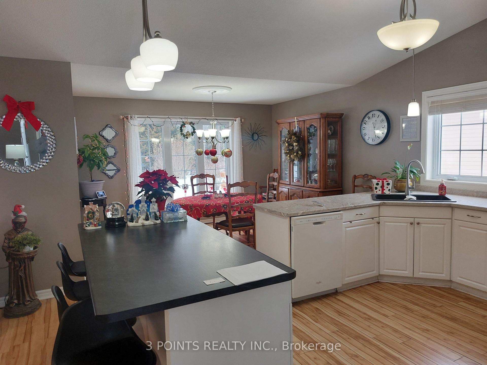 Photo 8 of 371 Shannon Boulevard, South Huron, Stephen — HOMEH