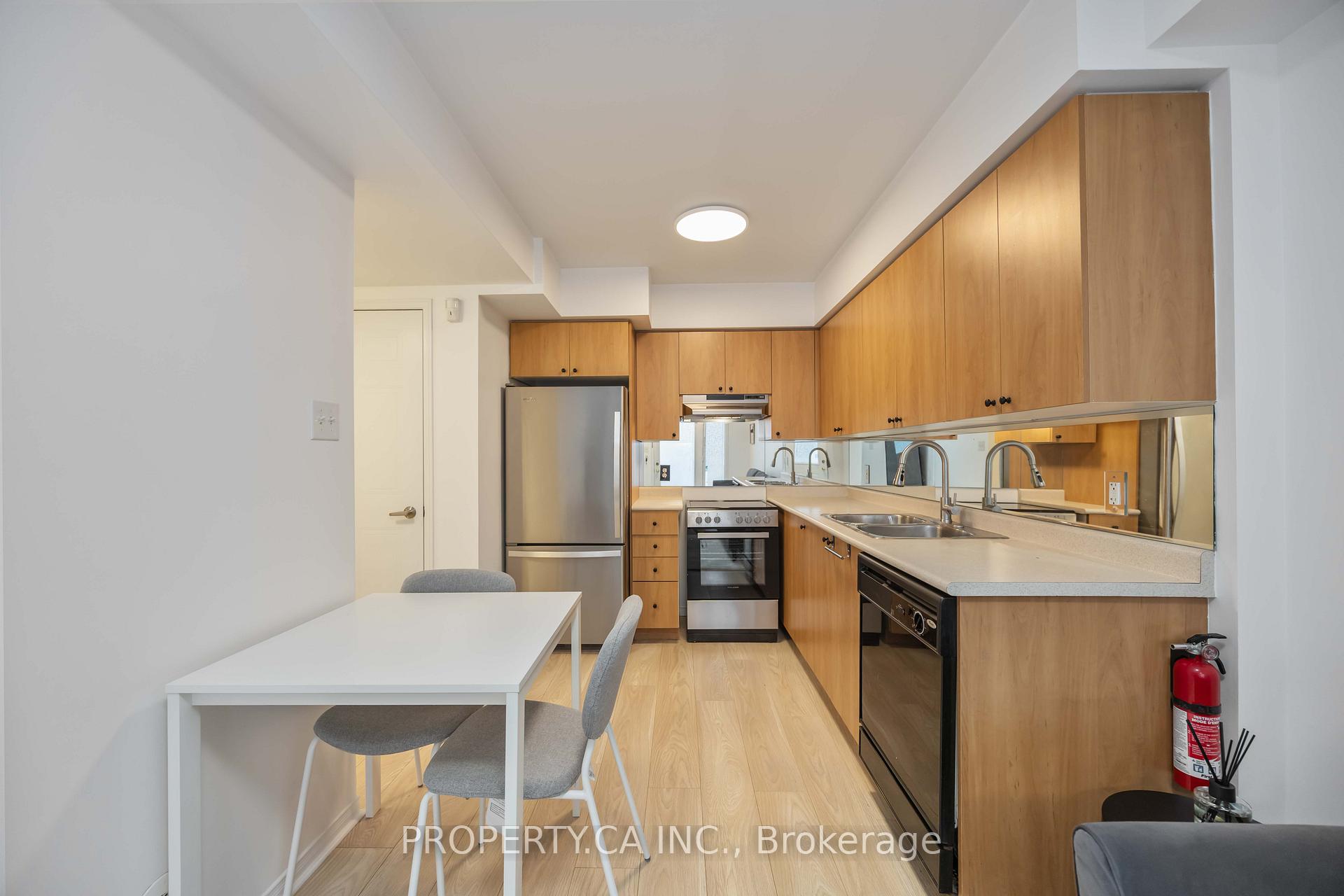 Photo 11 of Unit 69, 2285 Bur Oak Avenue, Markham, Greensborough — HOMEH