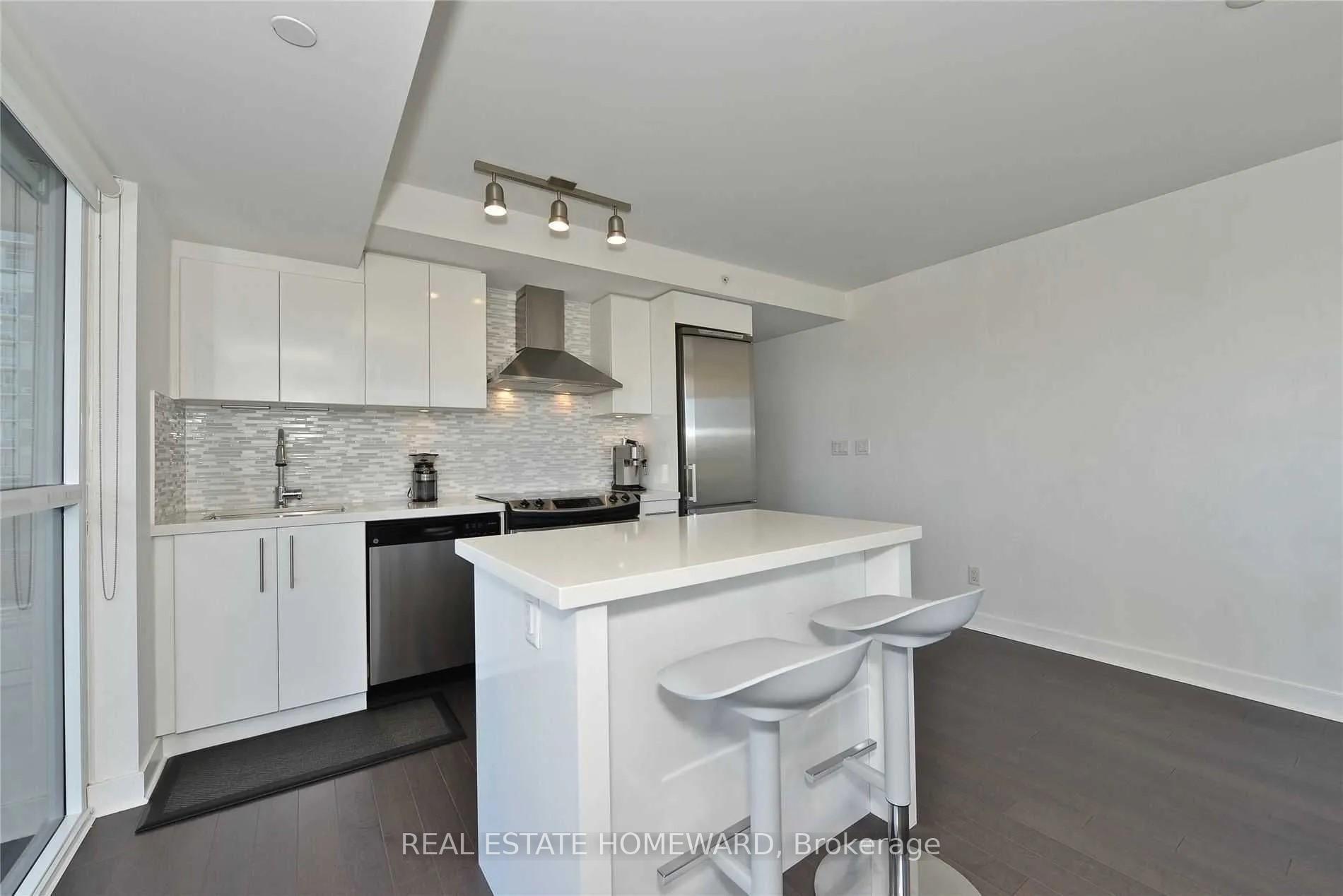 Photo 11 of Unit 602, 58 Orchard View Boulevard, Toronto, Yonge-Eglinton — HOMEH
