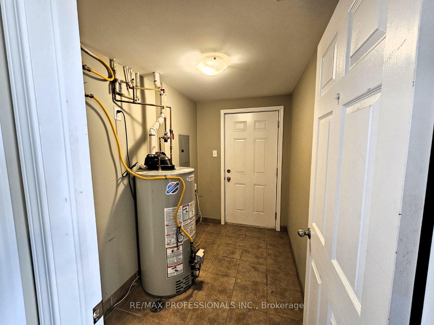 Photo 8 of Unit 1F, 1460 Highland Road, Kitchener, Highland West — HOMEH