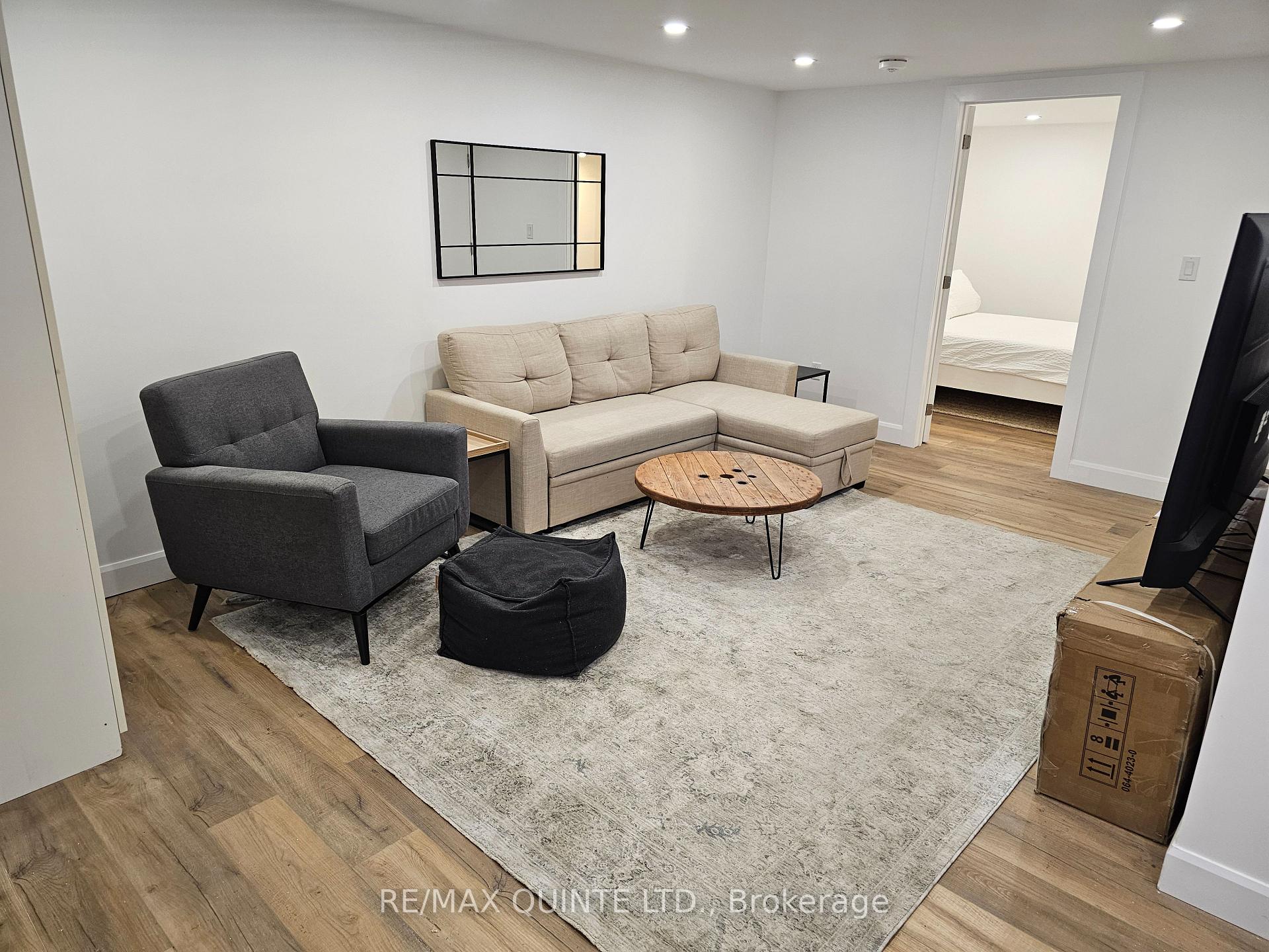 Photo 4 of Unit B, 620 Sidney Street, Belleville, Belleville Ward — HOMEH