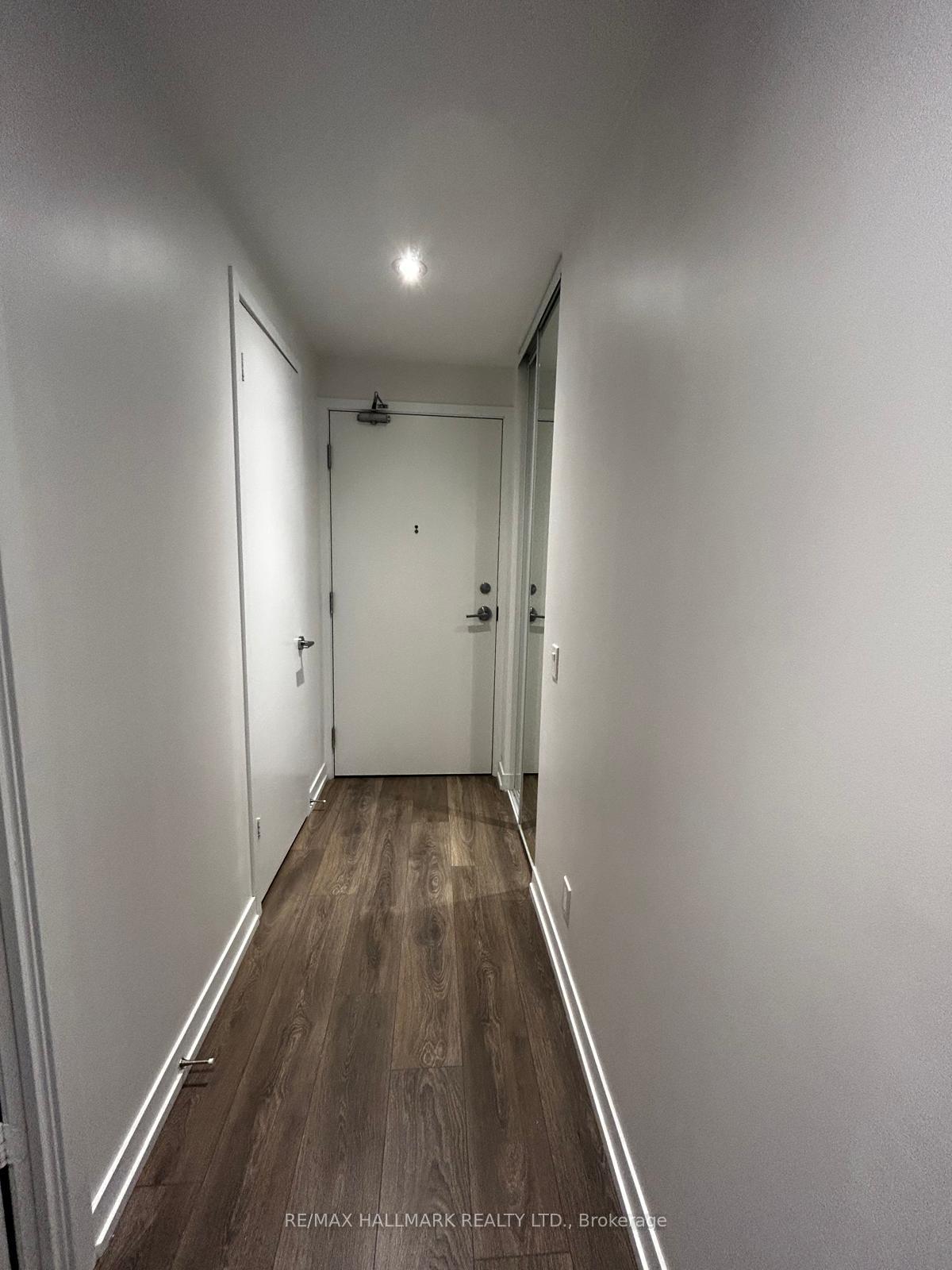 Photo 3 of Unit 1708, 5 Buttermill Avenue, Vaughan, Vaughan Corporate Centre — HOMEH