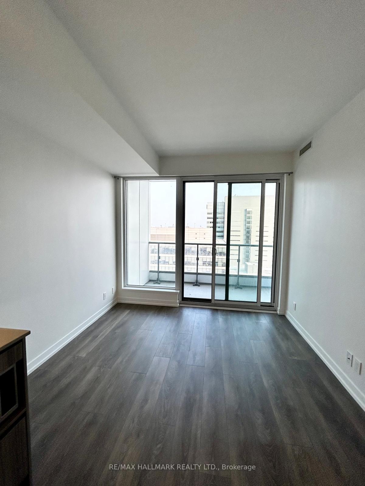 Photo 7 of Unit 1708, 5 Buttermill Avenue, Vaughan, Vaughan Corporate Centre — HOMEH