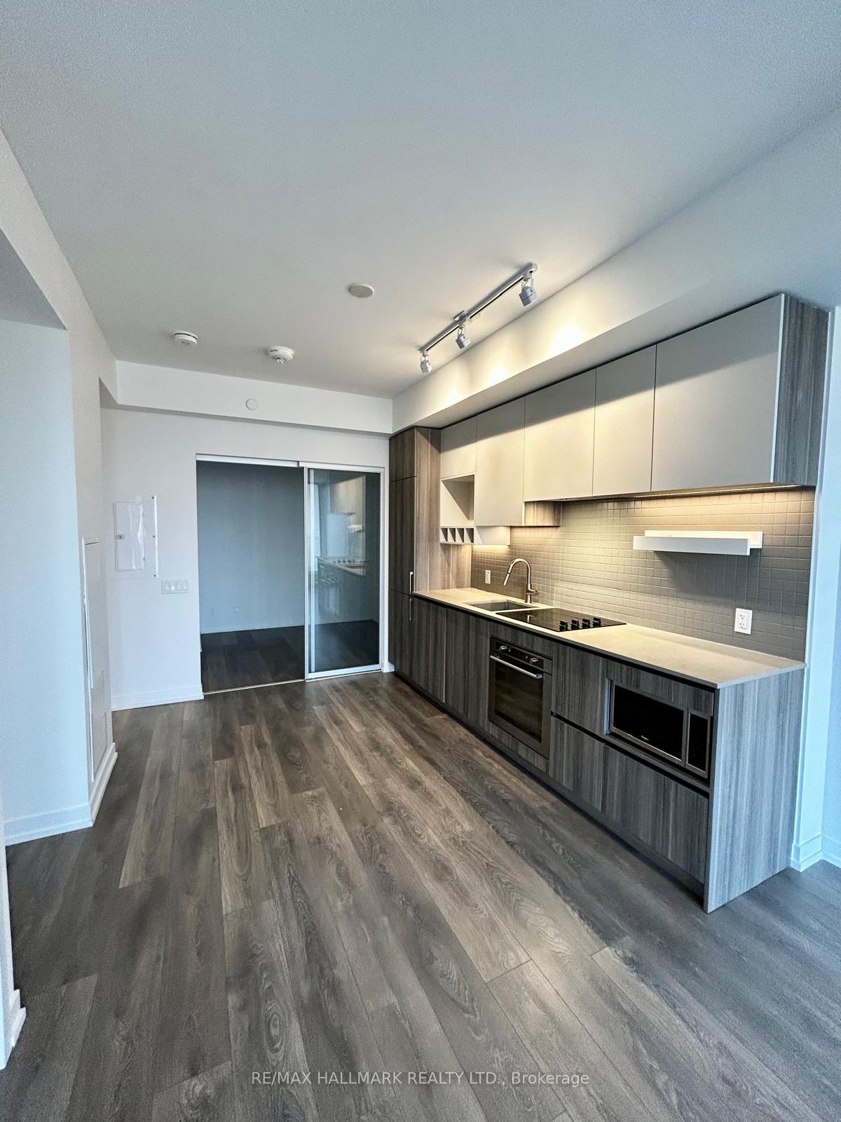 Photo 9 of Unit 1708, 5 Buttermill Avenue, Vaughan, Vaughan Corporate Centre — HOMEH