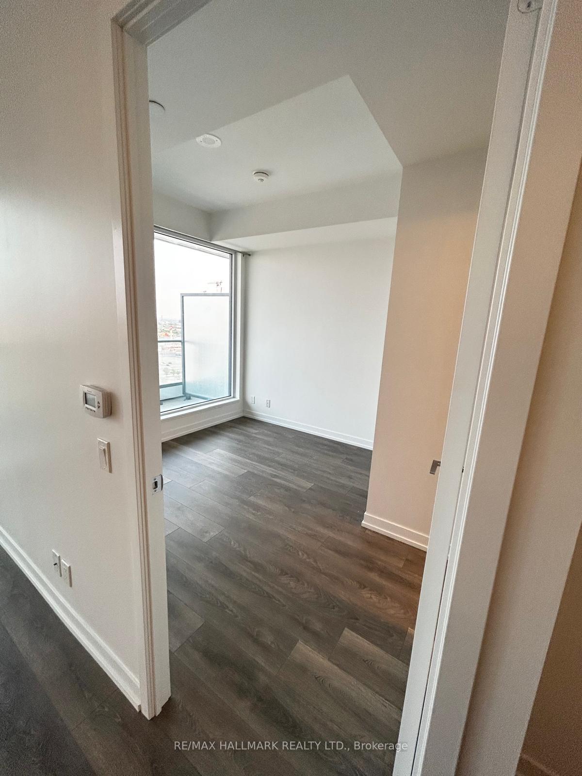 Photo 11 of Unit 1708, 5 Buttermill Avenue, Vaughan, Vaughan Corporate Centre — HOMEH
