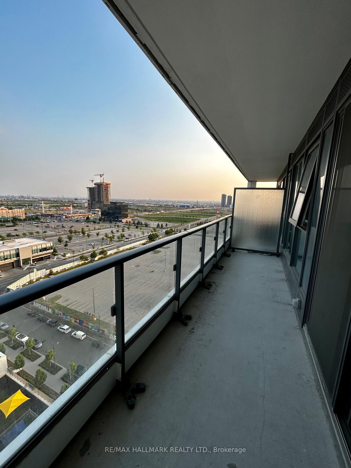 Photo 17 of Unit 1708, 5 Buttermill Avenue, Vaughan, Vaughan Corporate Centre — HOMEH