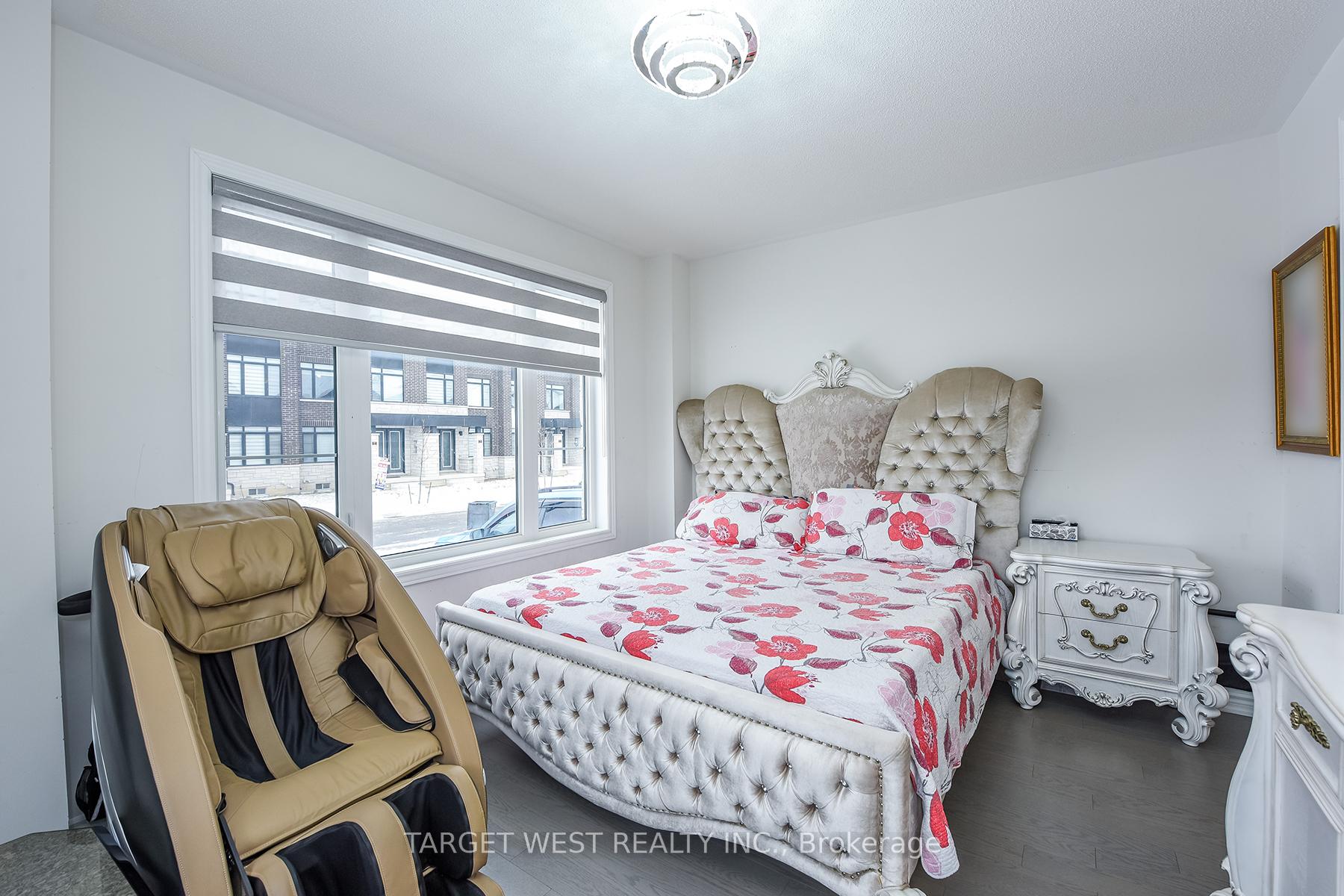Photo 10 of 66 Minnock Street, Caledon, Rural Caledon — HOMEH