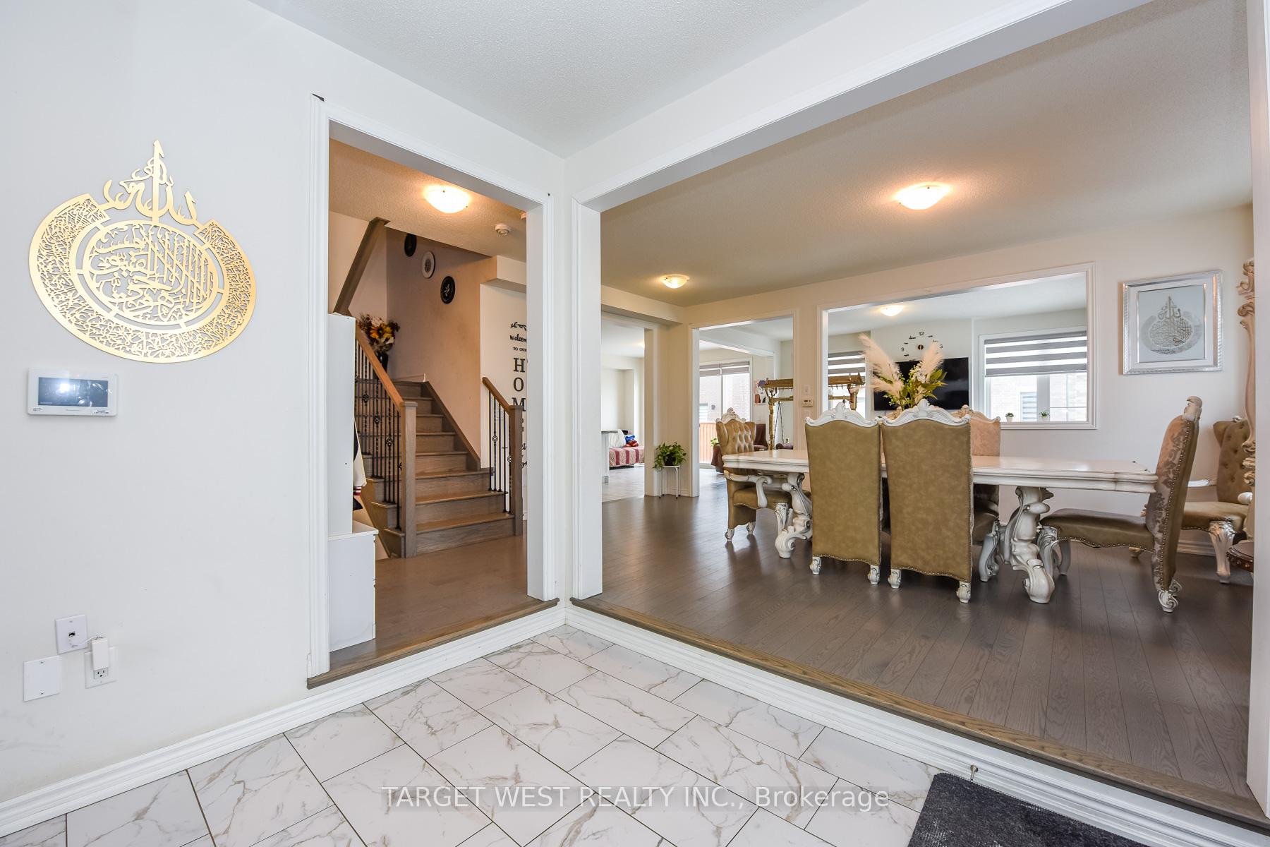Photo 11 of 66 Minnock Street, Caledon, Rural Caledon — HOMEH