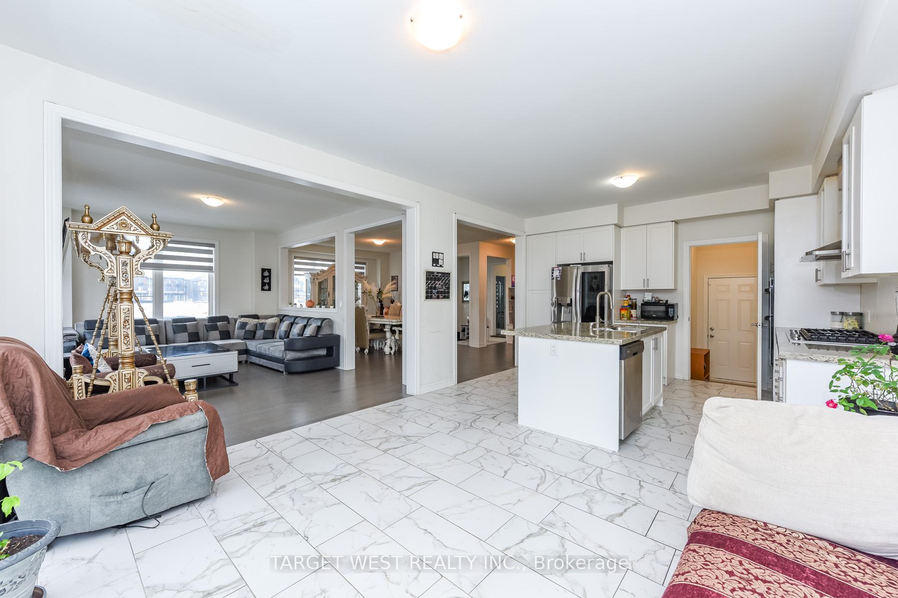 Photo 14 of 66 Minnock Street, Caledon, Rural Caledon — HOMEH