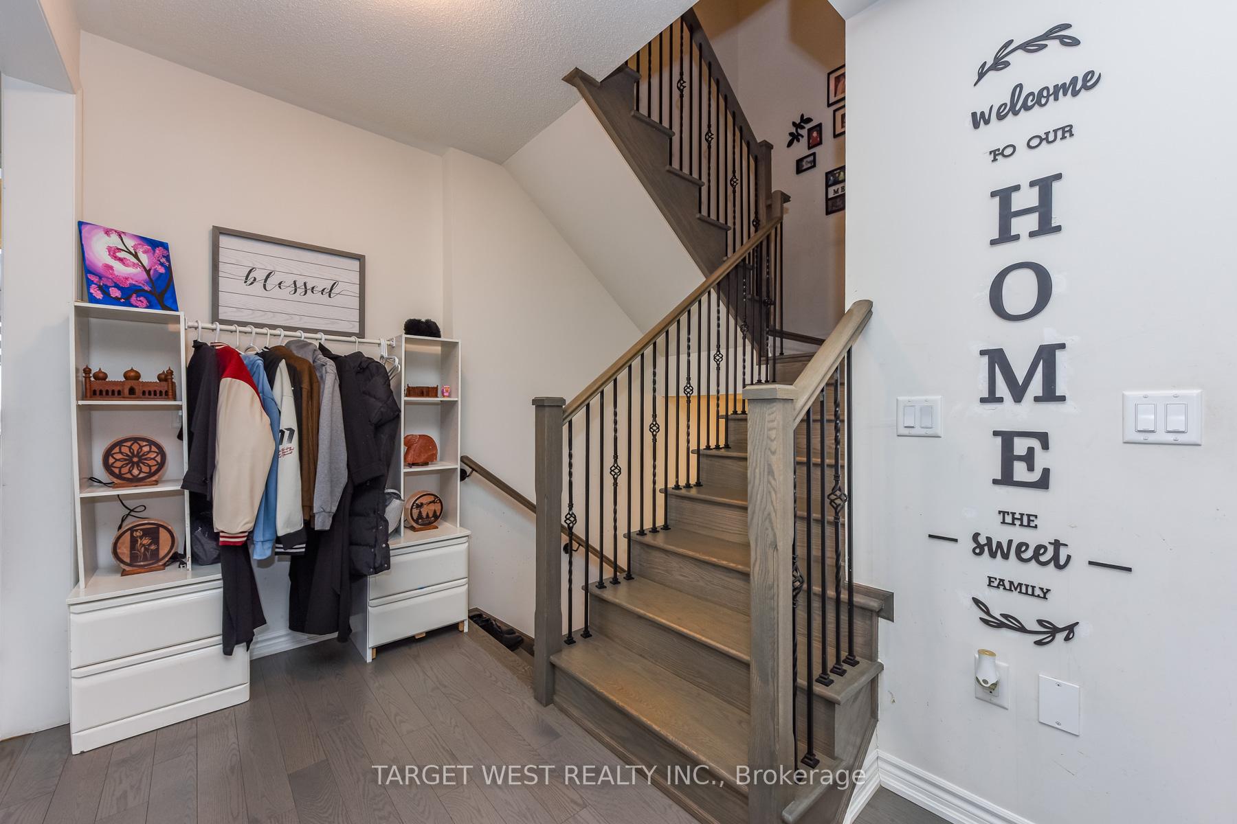 Photo 21 of 66 Minnock Street, Caledon, Rural Caledon — HOMEH