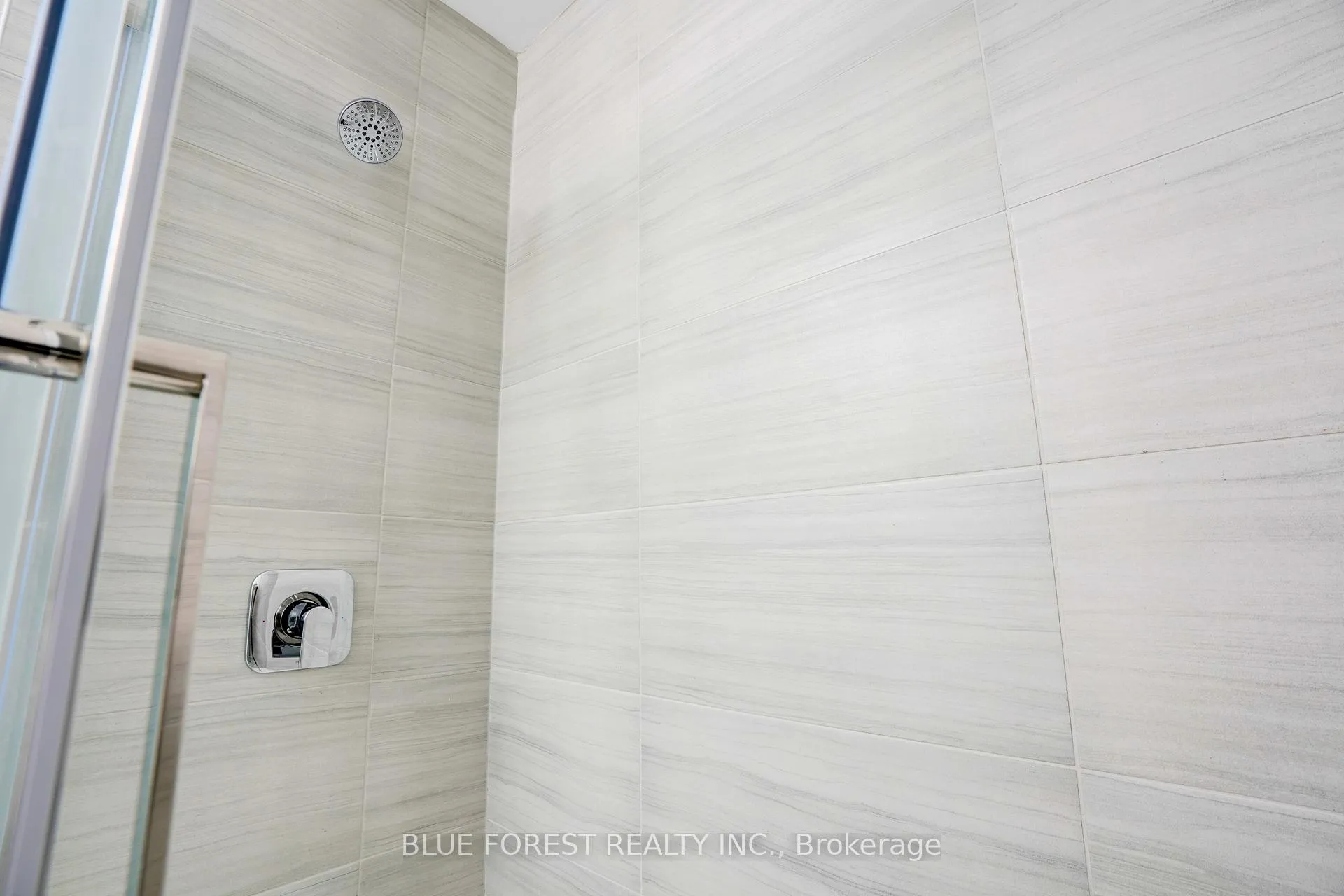 Photo 15 of Unit 201, 100 The Promenade, Central Elgin, Port Stanley — HOMEH