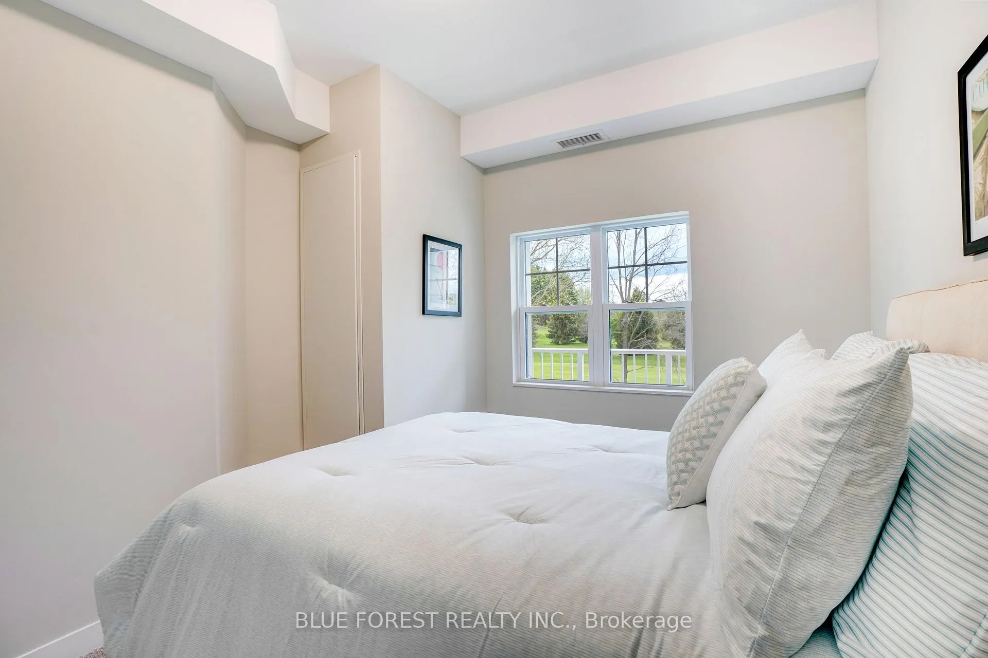 Photo 17 of Unit 201, 100 The Promenade, Central Elgin, Port Stanley — HOMEH