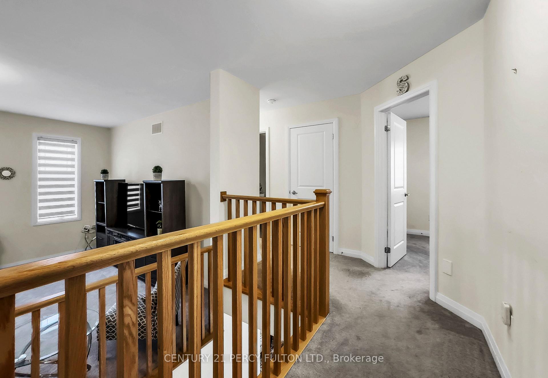 Front of 302 Cullen Trail