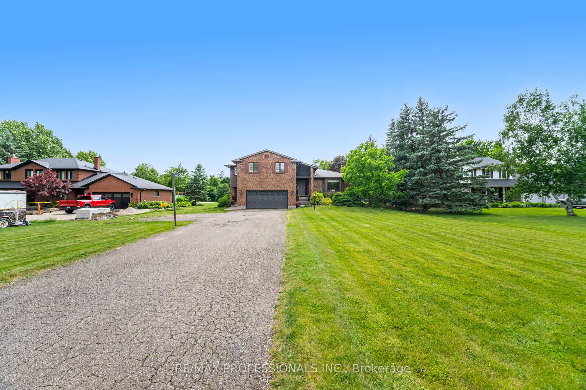 Photo 3 of 12130 Eighth Line, Halton Hills, Glen Williams — HOMEH