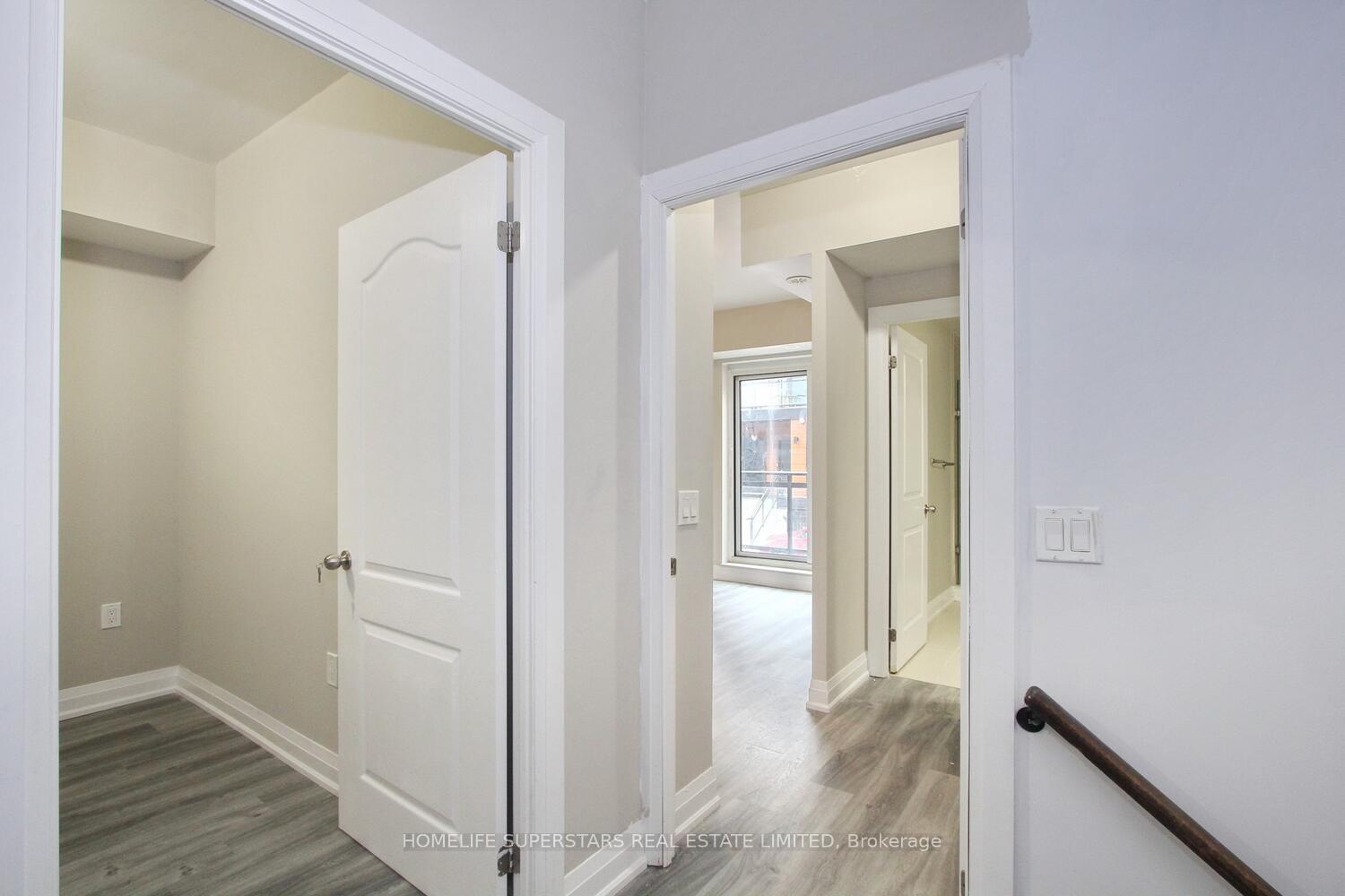 Photo 14 of Unit 902, 5309 Highway No 7, Vaughan, Vaughan Grove — HOMEH