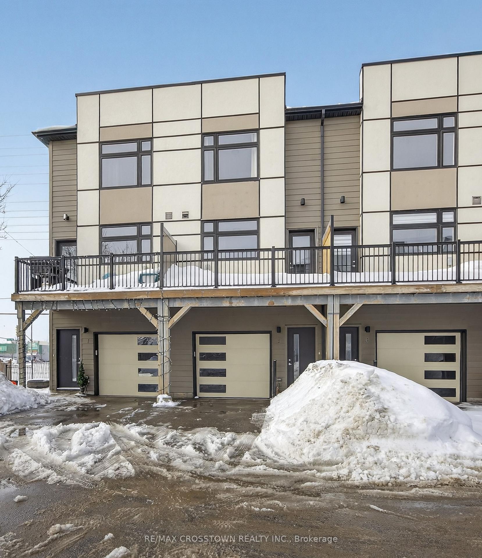 Photo 2 of Unit 2, 540 Essa Road, Barrie, Holly — HOMEH